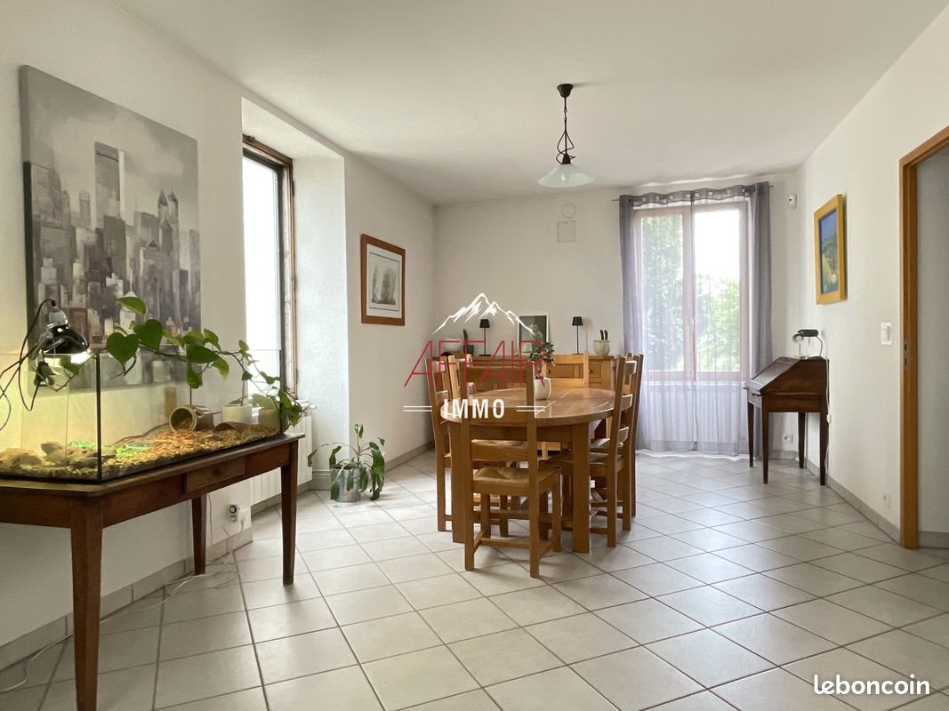 Maison à vendre, 203m², Viry