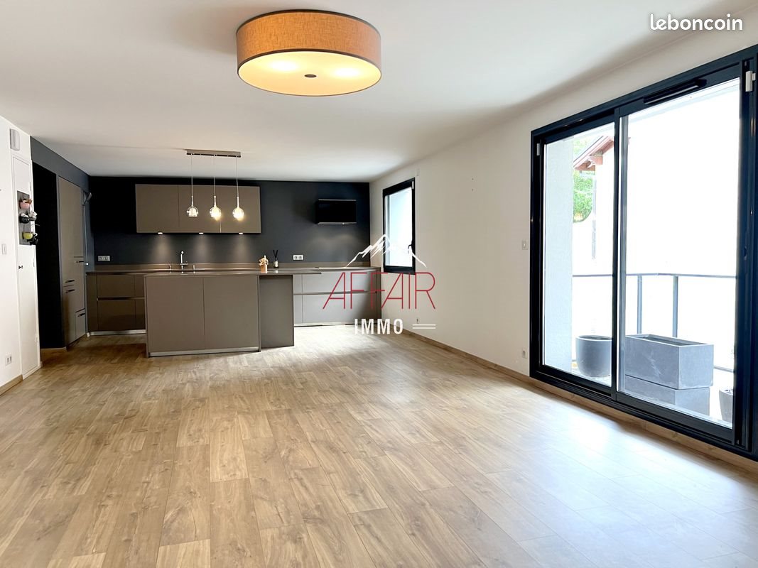 Appartement à vendre, 99m², Collonges-sous-Salève
