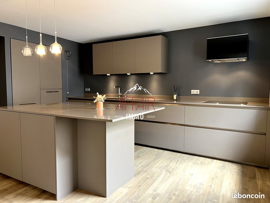 Appartement à vendre, 99m², Collonges-sous-Salève