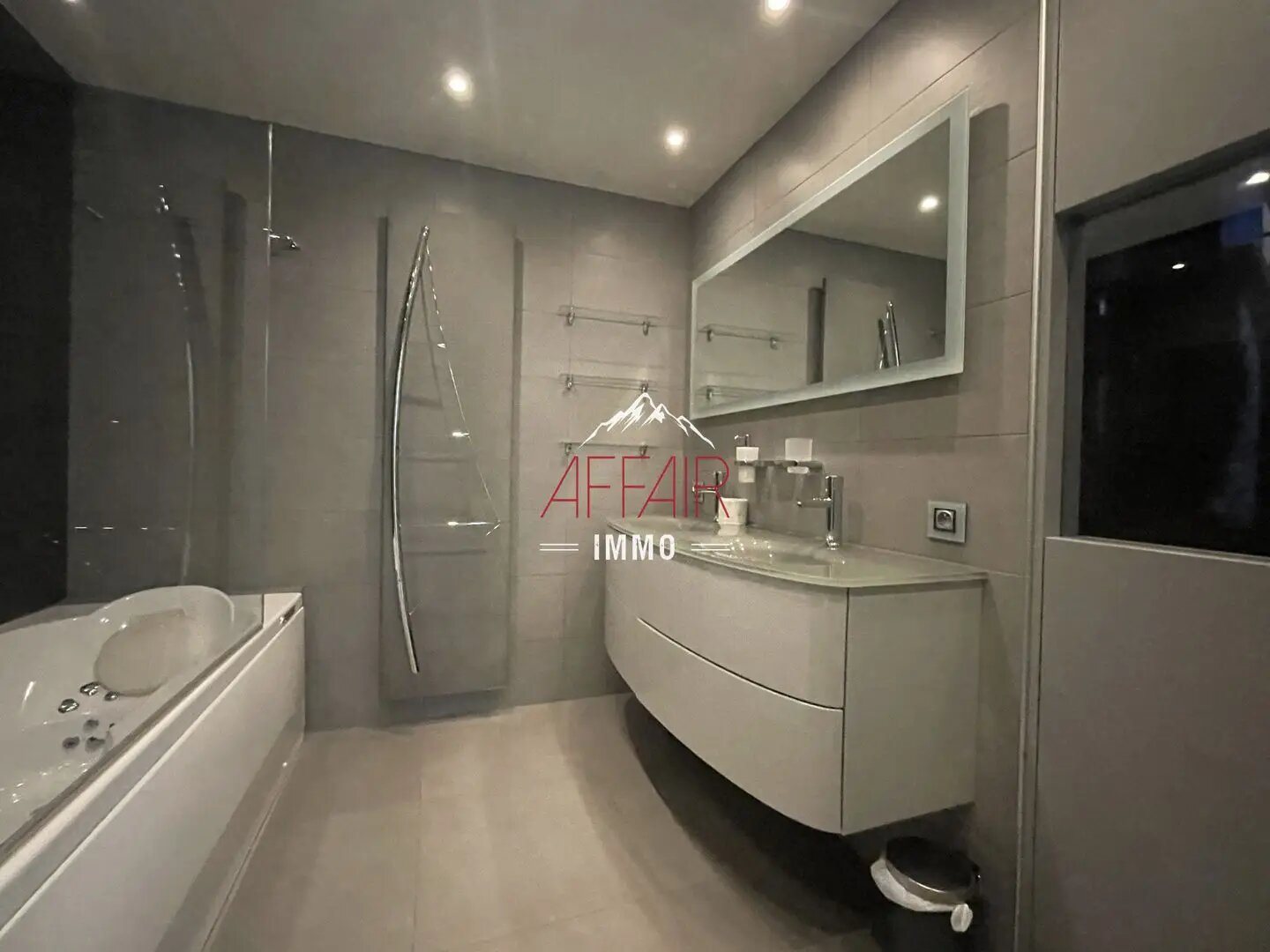 Appartement à vendre, 105m², Collonges-sous-Salève