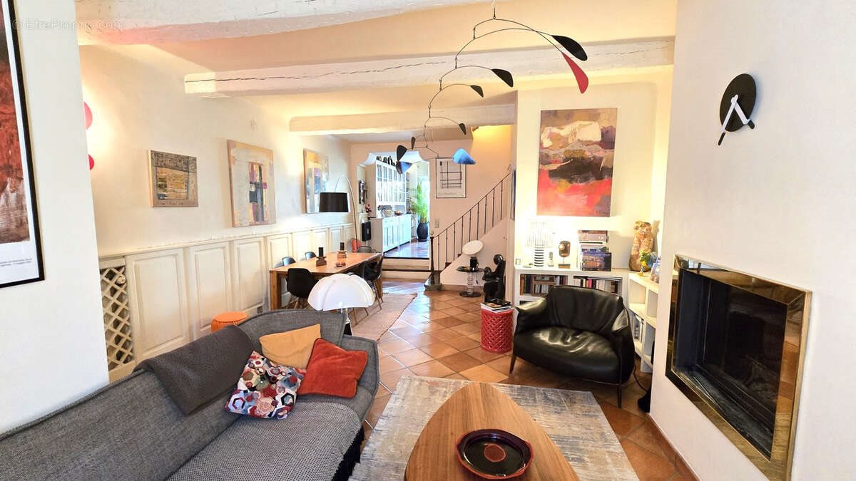 Maison à vendre, 131m², Draguignan