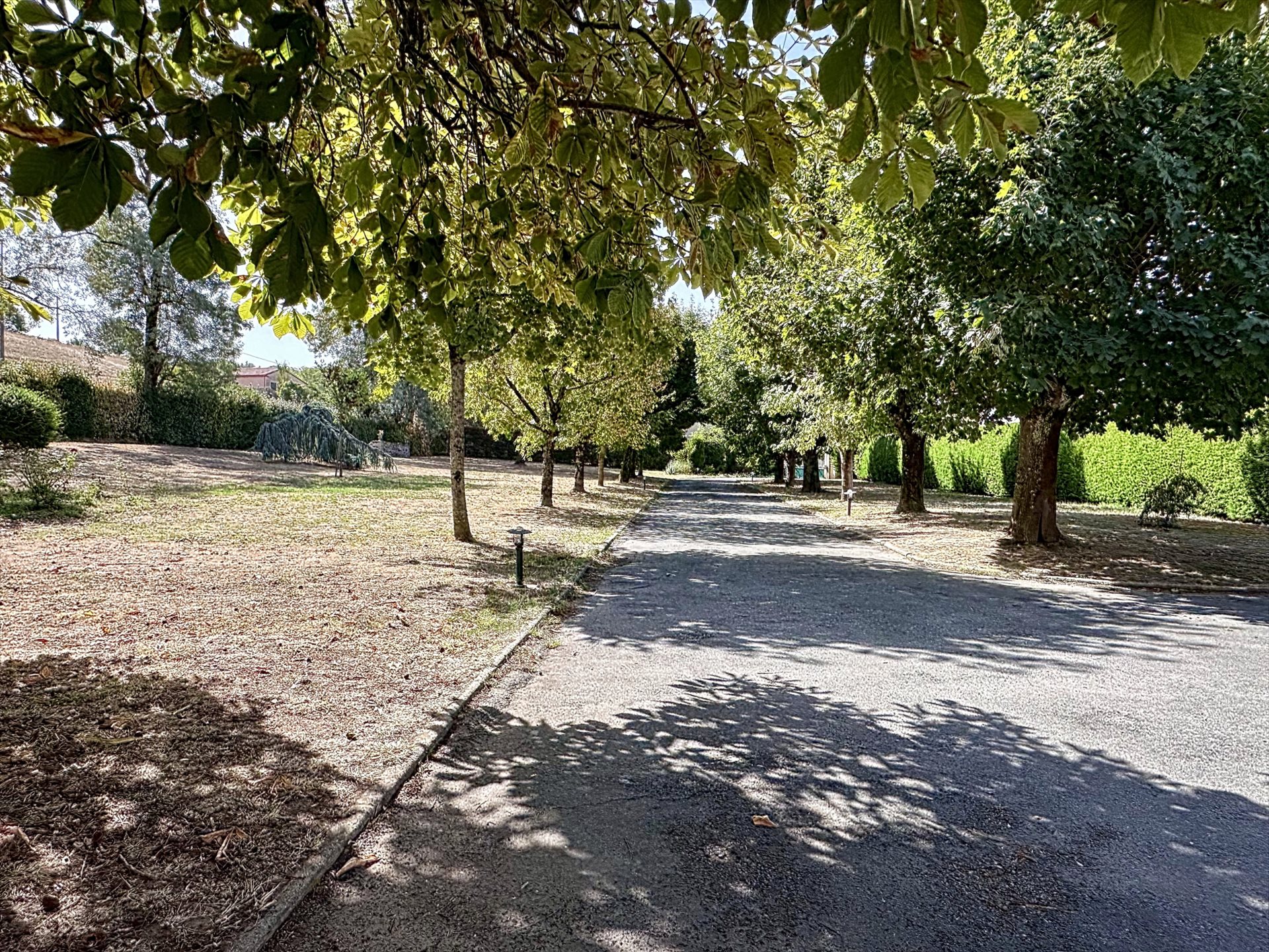 Maison à vendre, 299m², Saint-Juéry