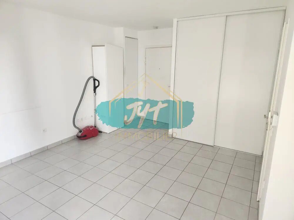Appartement à louer, 29m², Montsoult