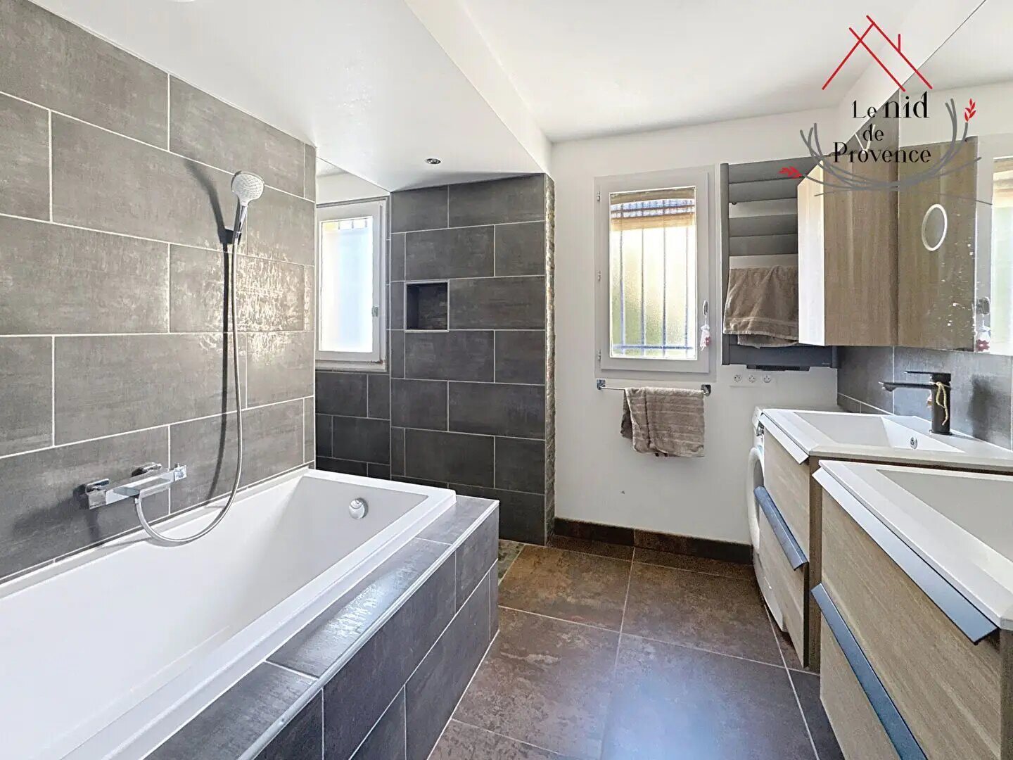 Appartement à vendre, 139m², Saint-Martin-d'Ardèche