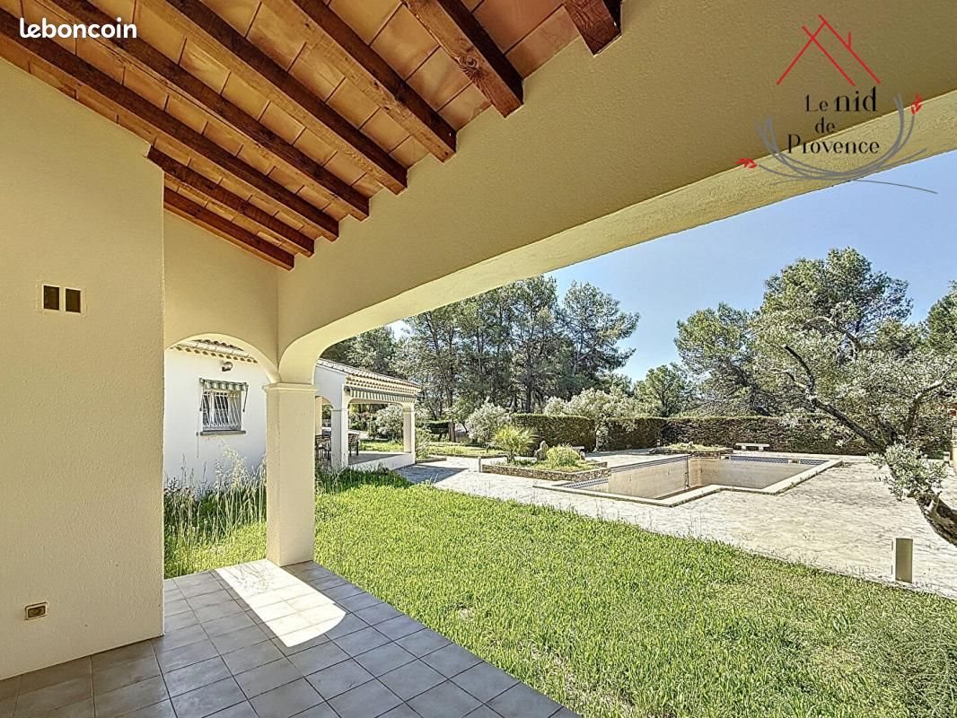 Maison à vendre, 160m², Pernes-les-Fontaines