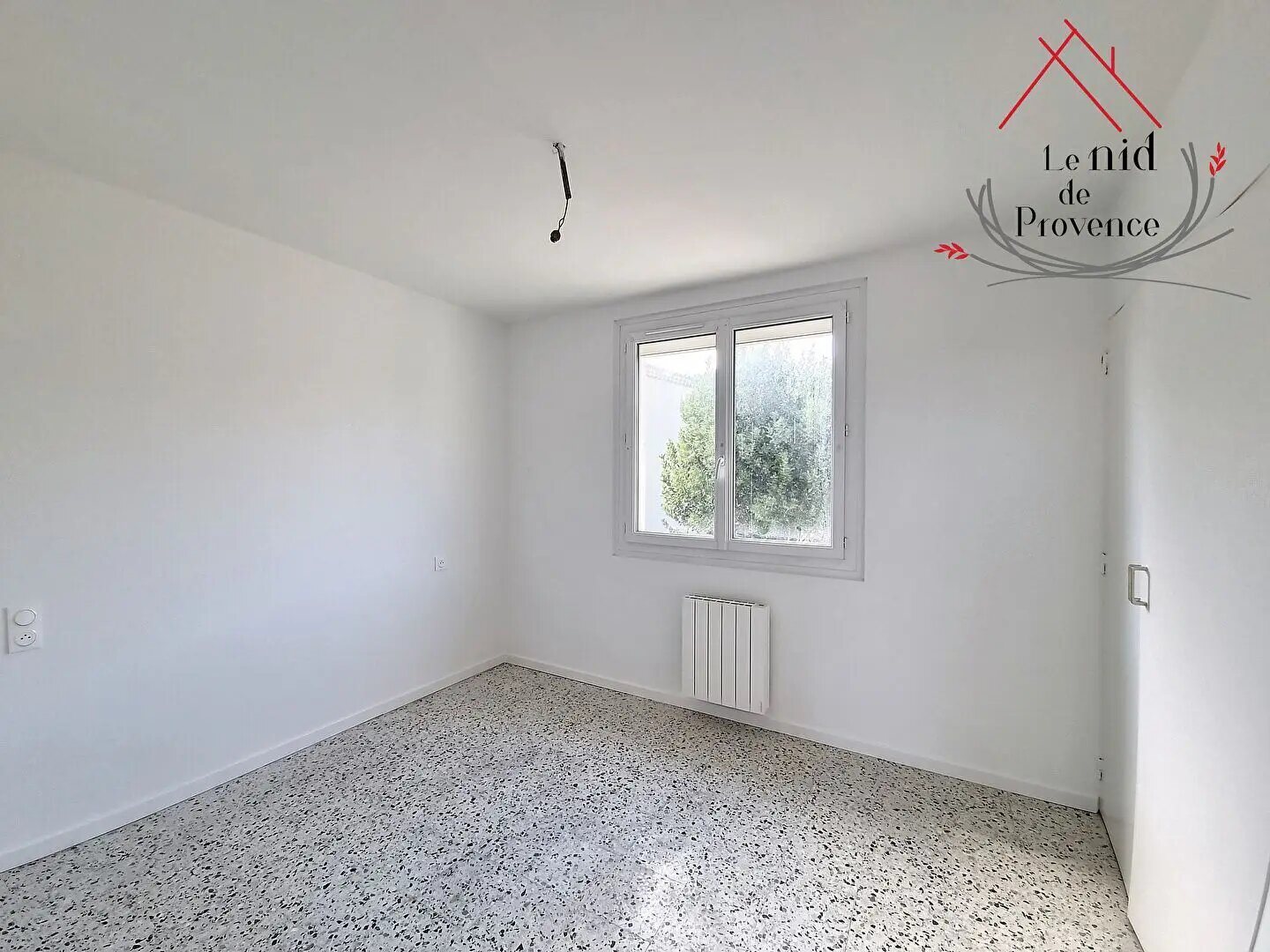 Appartement à louer, 77m², Châteauneuf-de-Gadagne