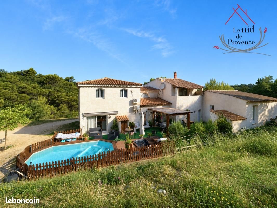 Maison à vendre, 253m², Valréas