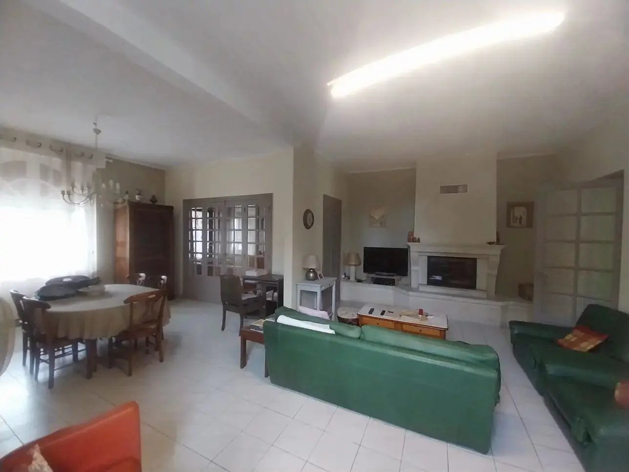Maison à vendre, 4m², Salles