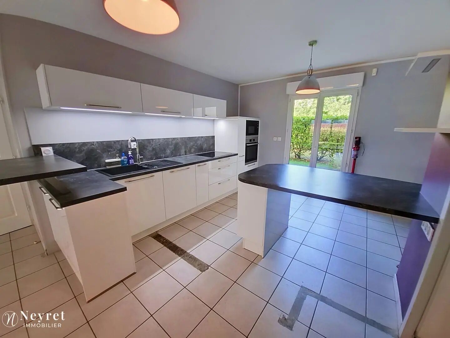 Appartement à vendre, 97m², Vourles