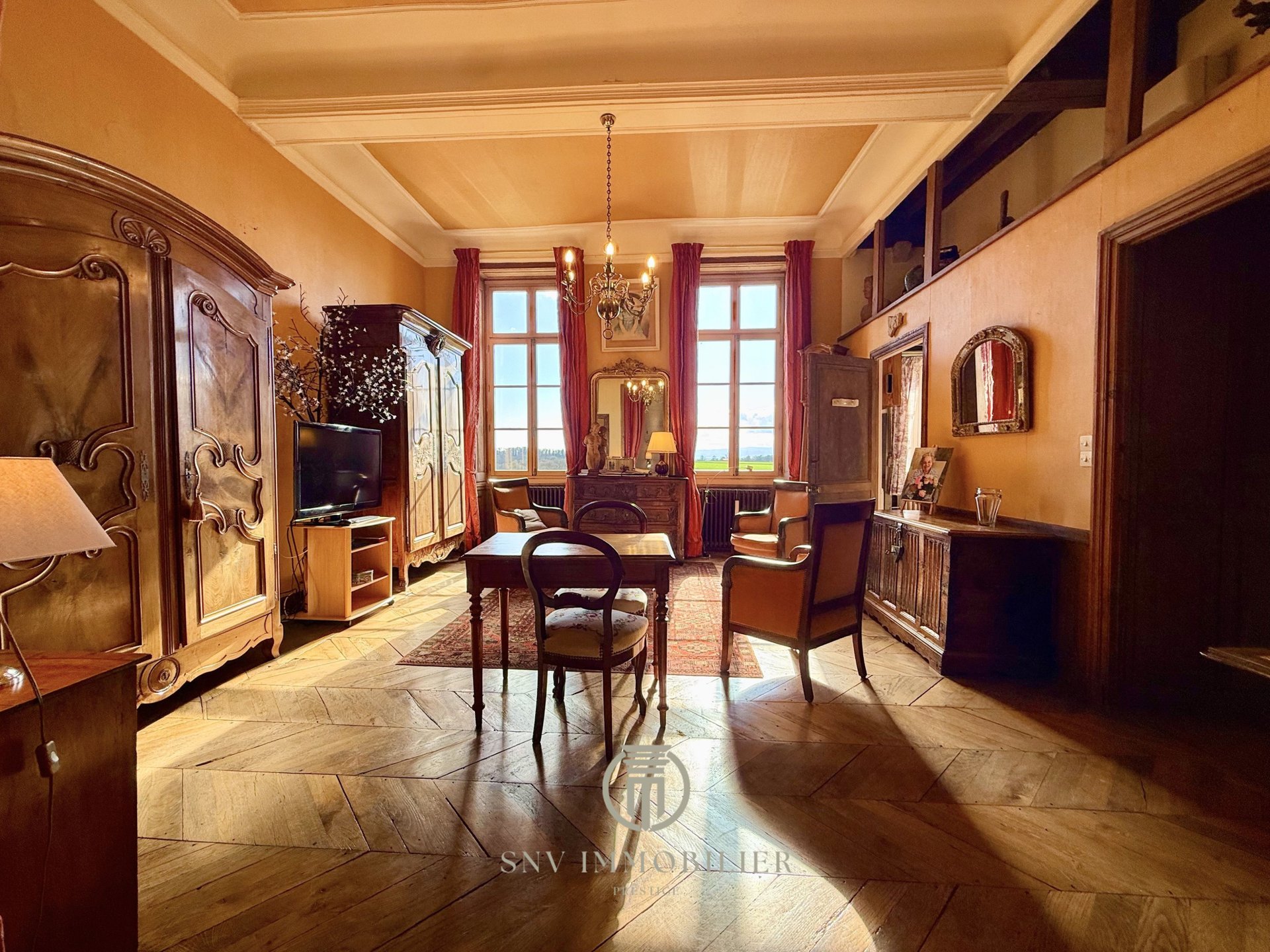 Maison à vendre, 316m², Semur-en-Brionnais