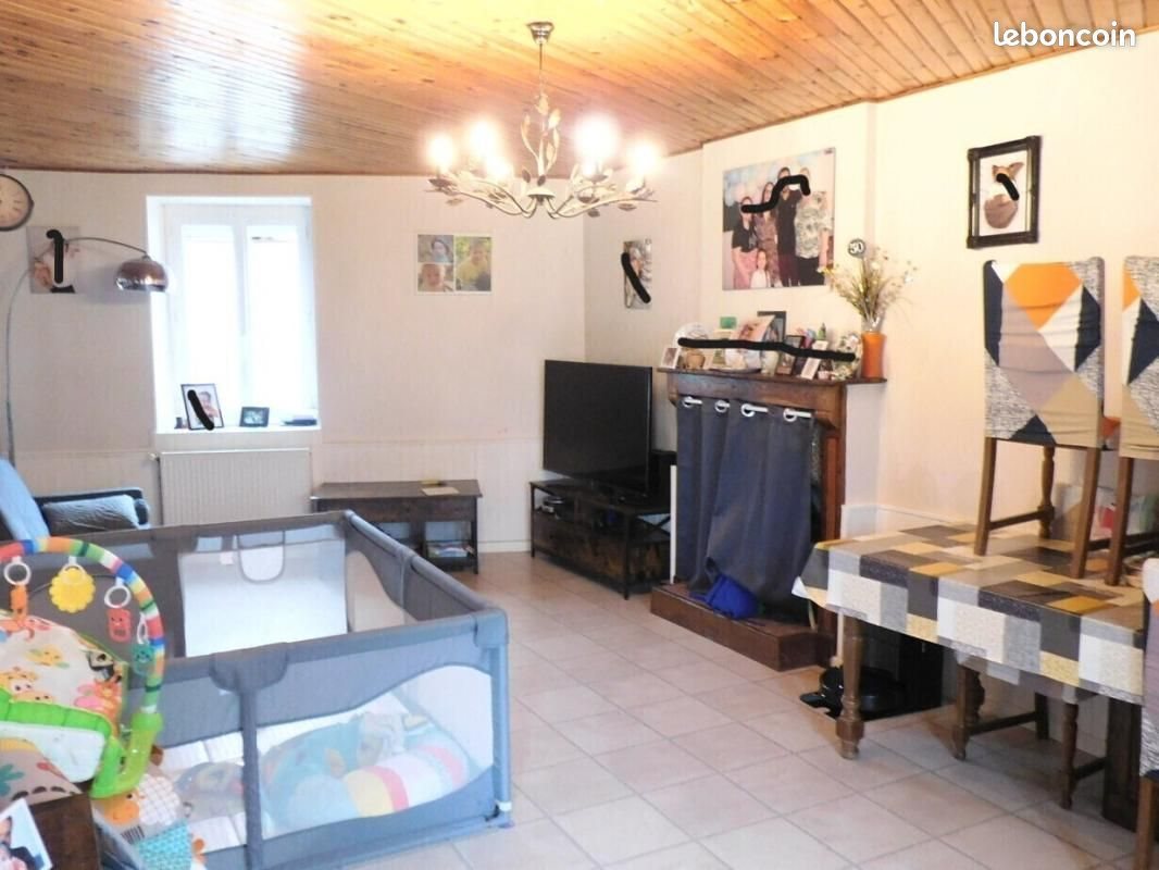 Maison à vendre, 176m², Bujaleuf