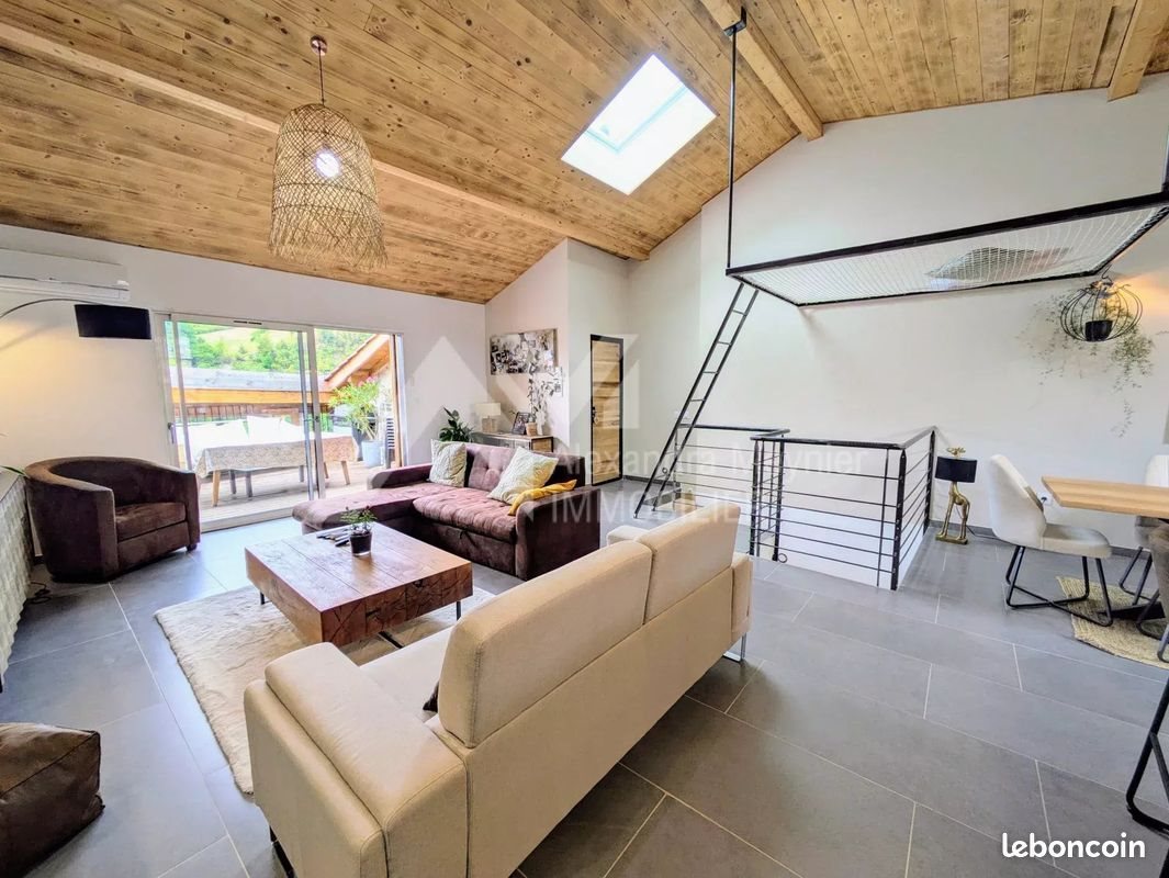 Appartement à vendre, 140m², Saint-Marcellin