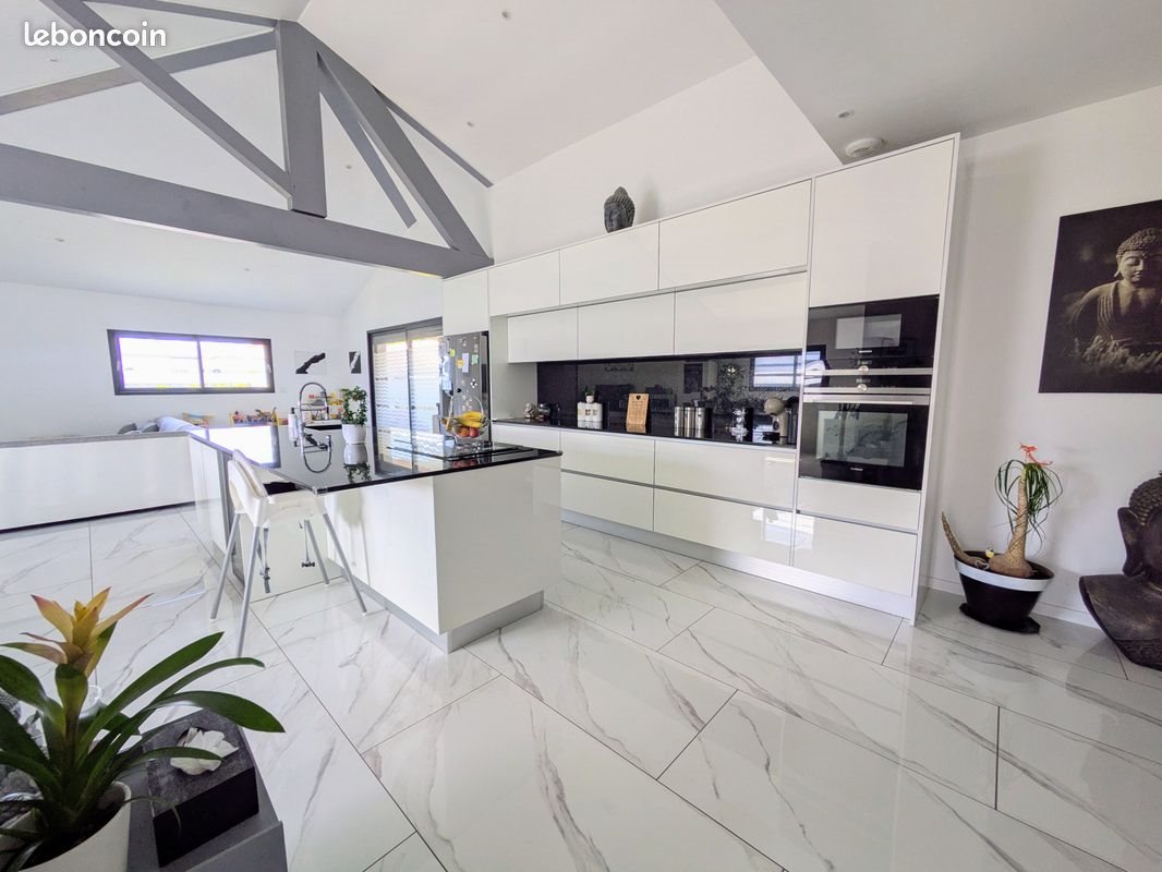 Maison à vendre, 182m², Saint-Marcellin