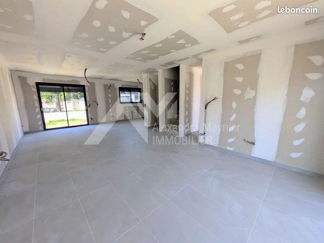 Maison à vendre, 109m², Saint-Marcellin