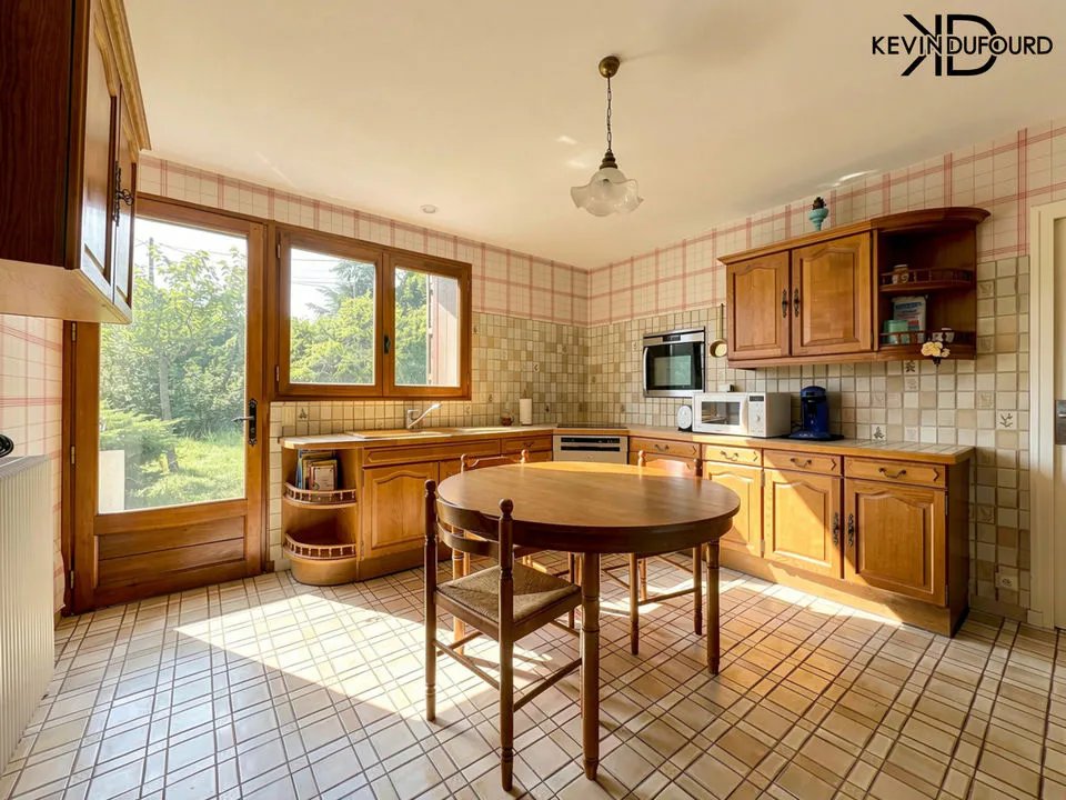 Maison à vendre, 220m², Vesseaux
