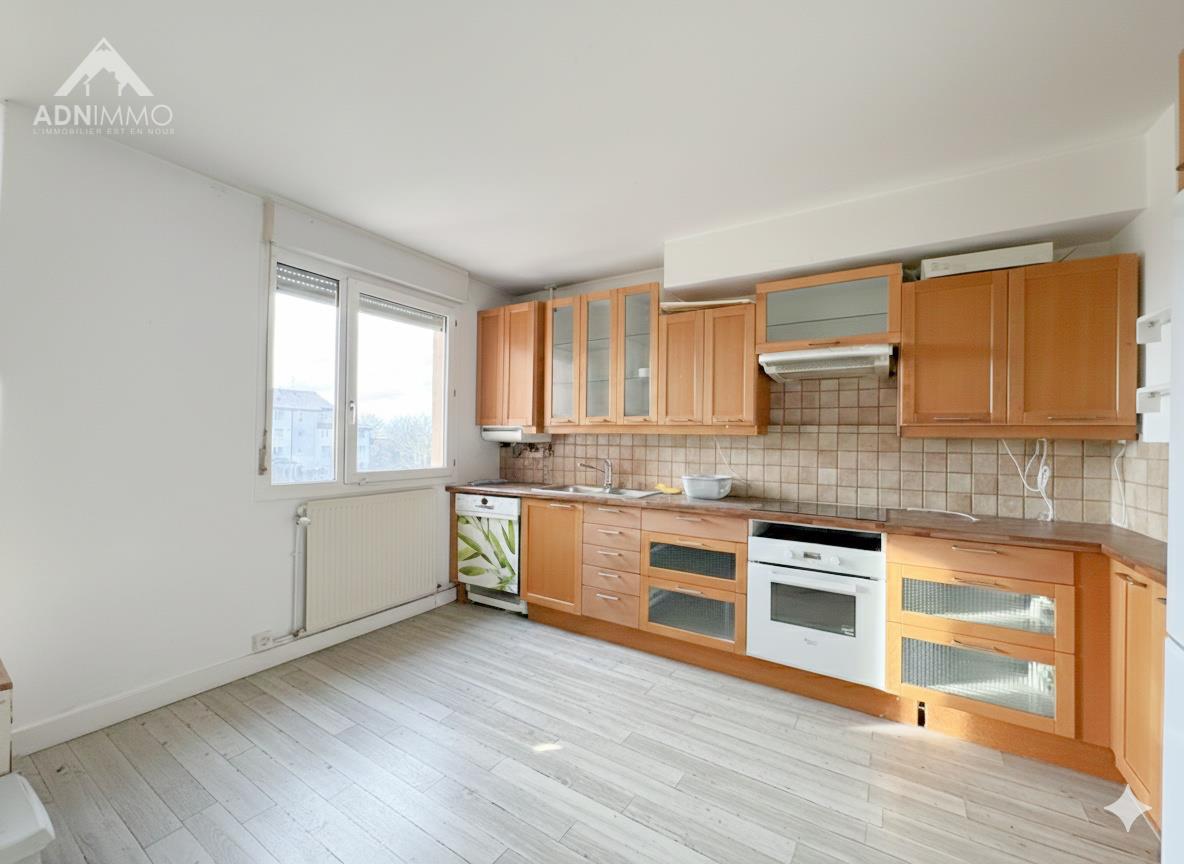 Appartement à vendre, 122m², Saint-Genis-Pouilly