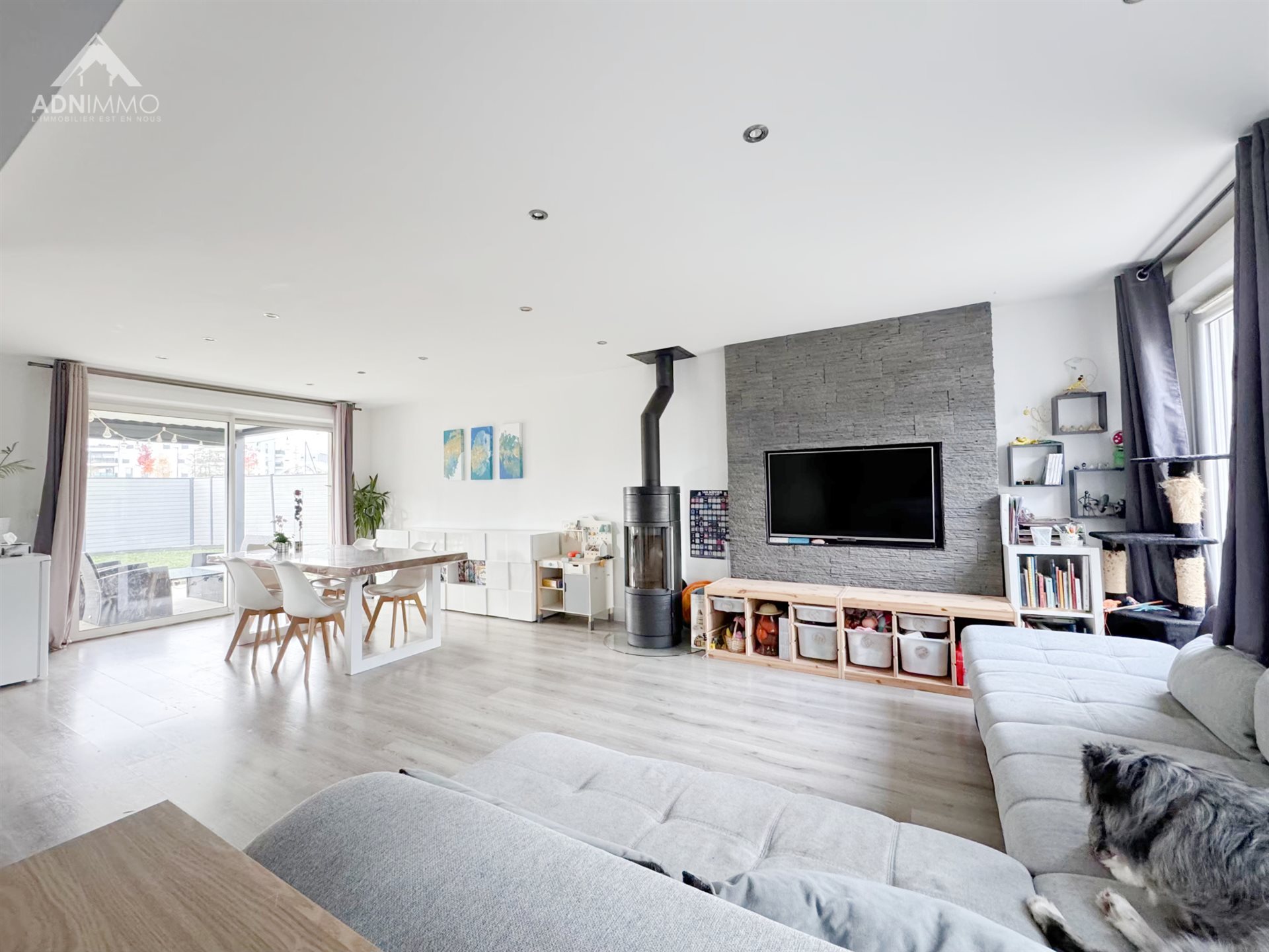 Maison à vendre, 131m², Saint-Genis-Pouilly