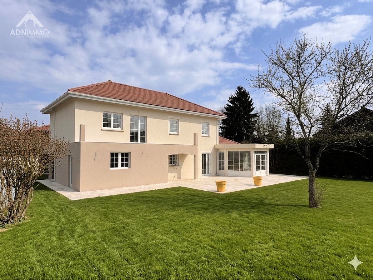 Maison à vendre, 205m², Saint-Genis-Pouilly