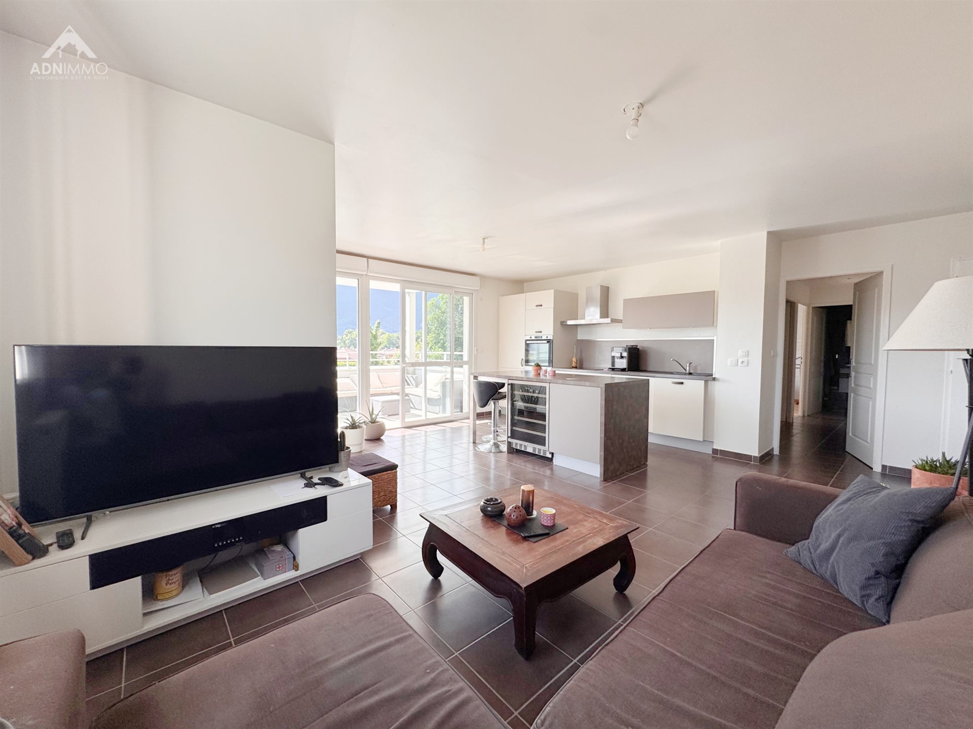 Appartement à vendre, 82m², Saint-Genis-Pouilly