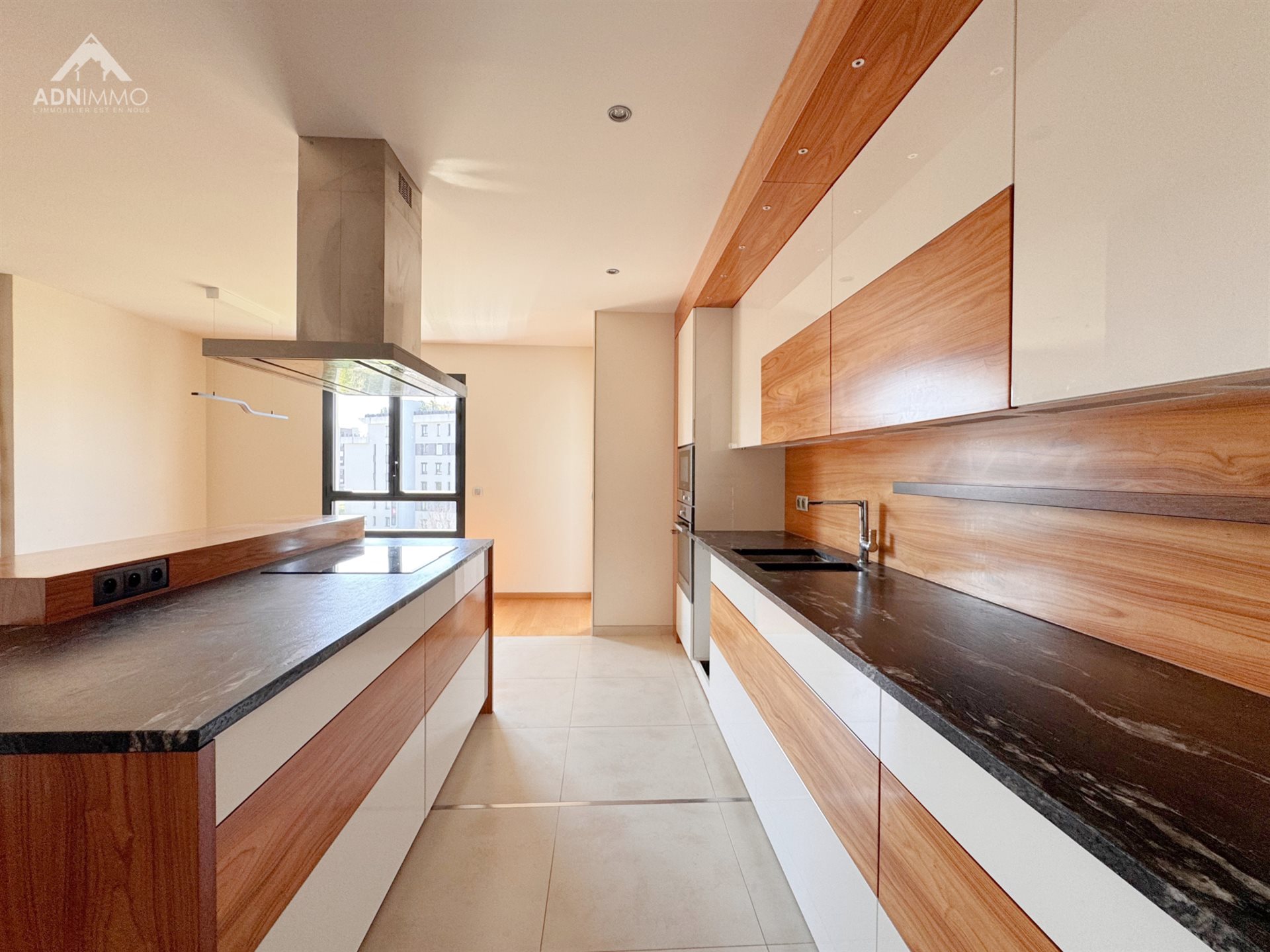 Appartement à vendre, 133m², Saint-Genis-Pouilly