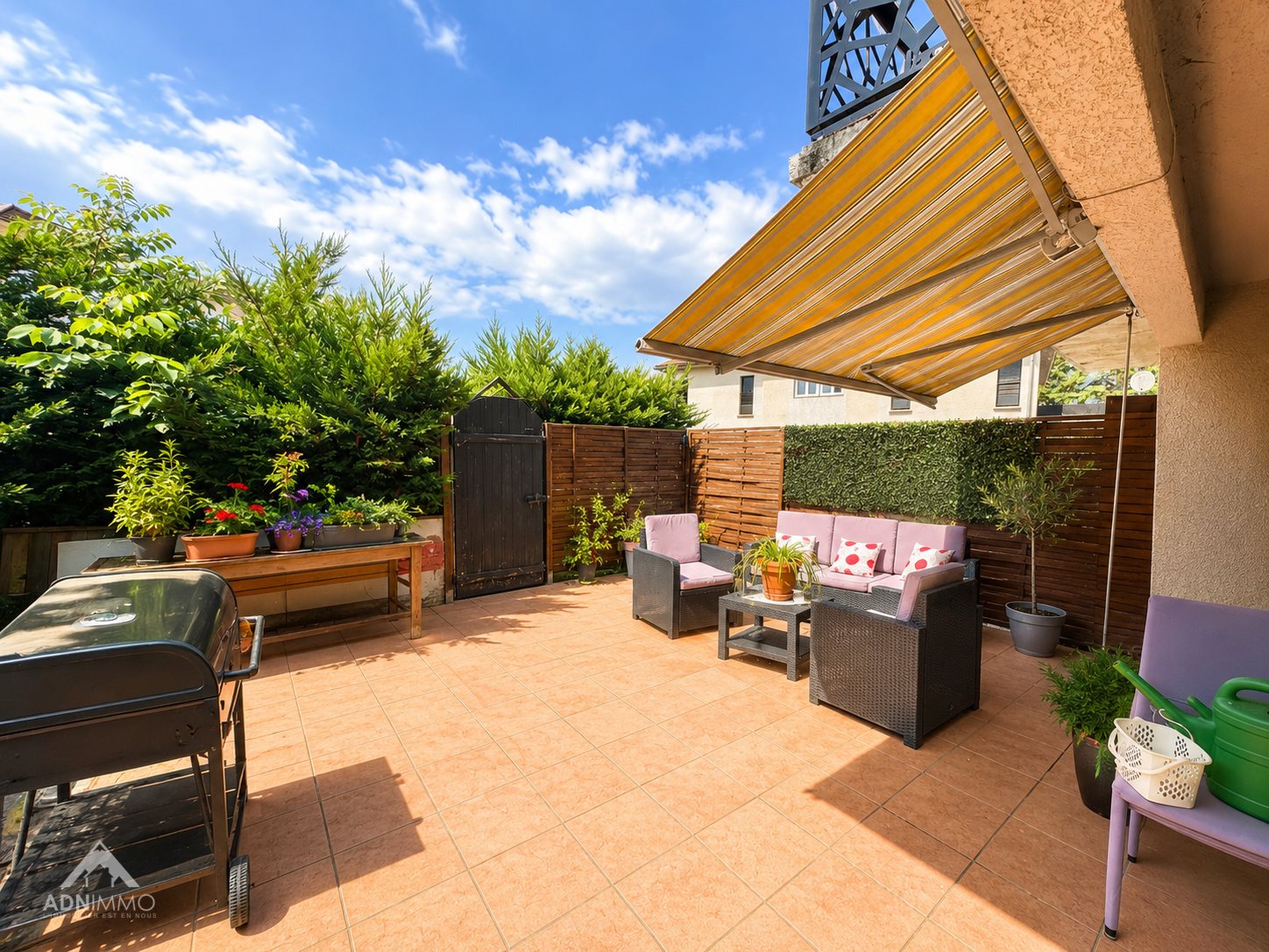 Maison à vendre, 287m², Saint-Genis-Pouilly