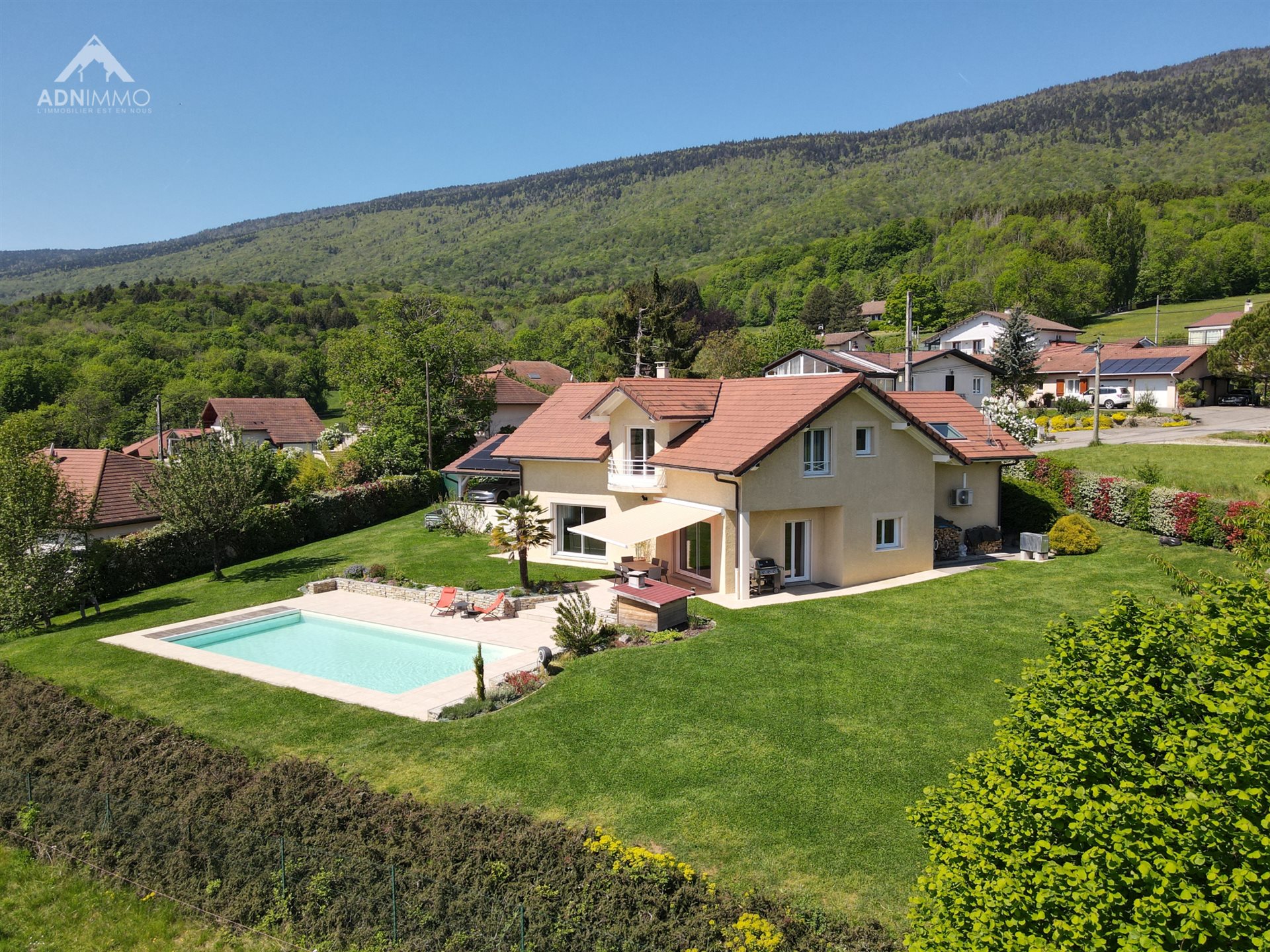 Maison à vendre, 198m², Péron