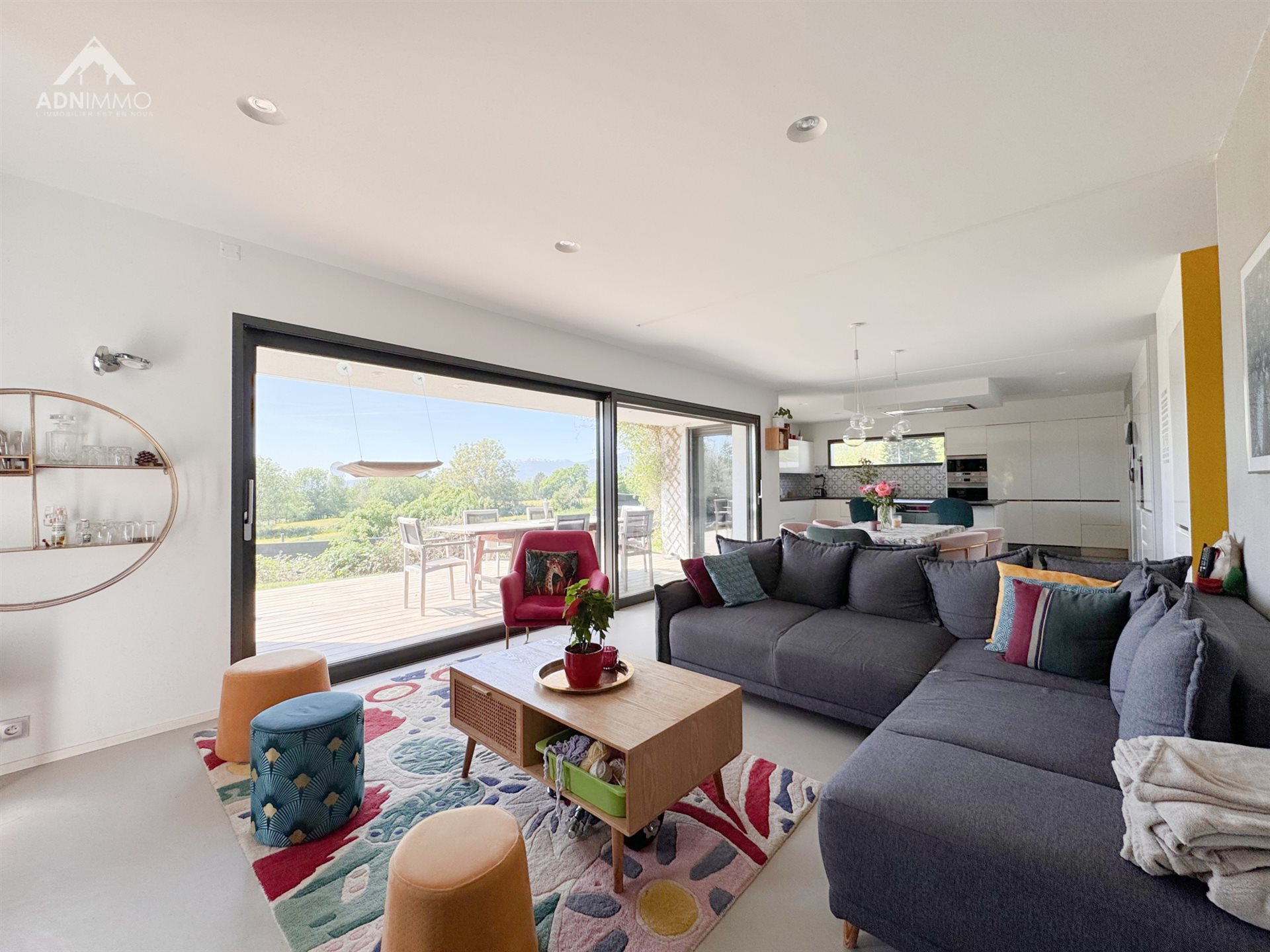 Maison à vendre, 166m², Saint-Genis-Pouilly