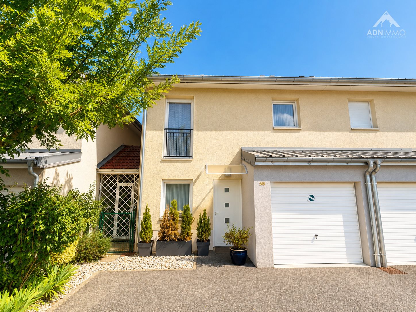 Maison à vendre, 90m², Saint-Genis-Pouilly