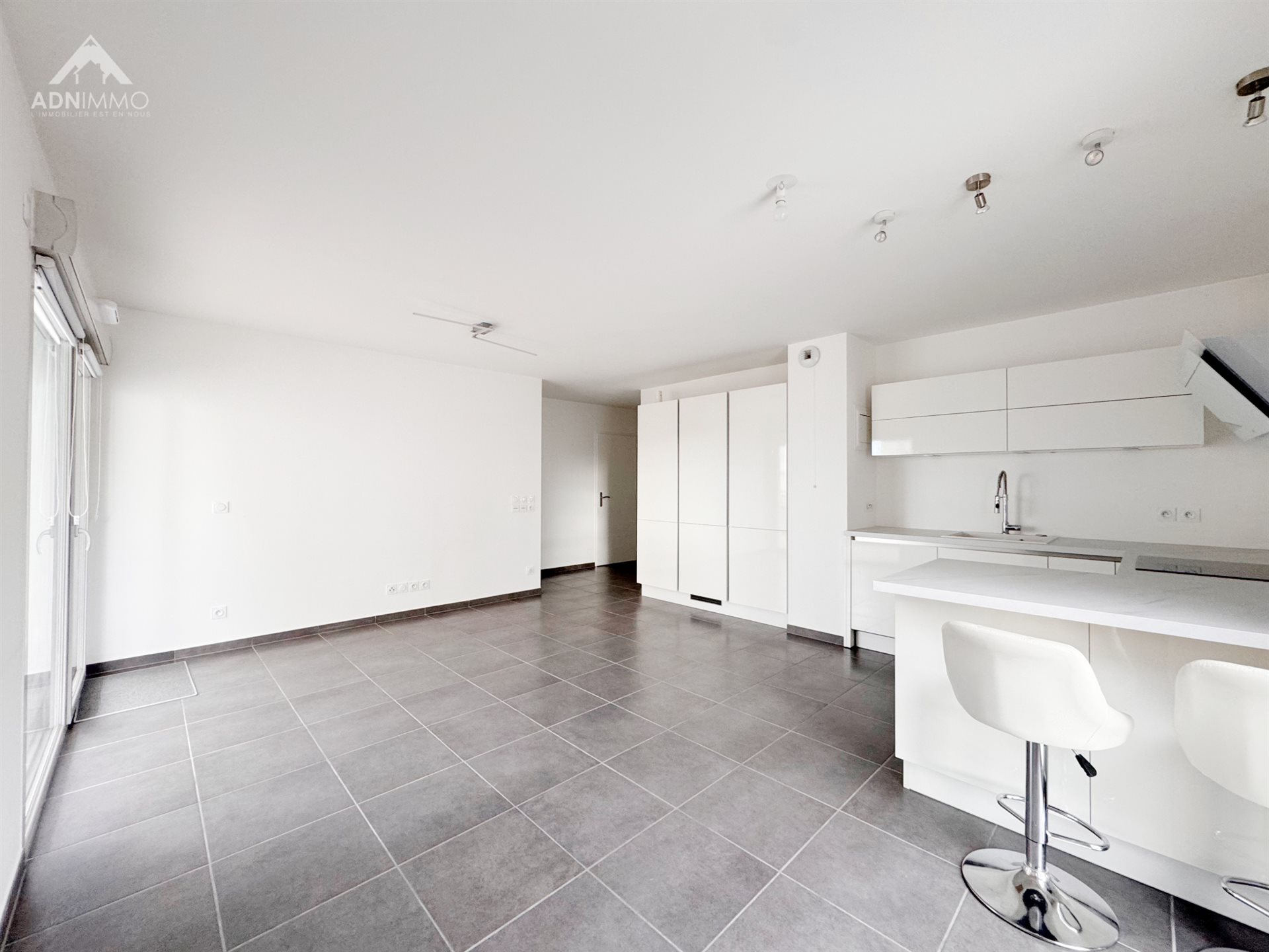Appartement à vendre, 69m², Saint-Genis-Pouilly