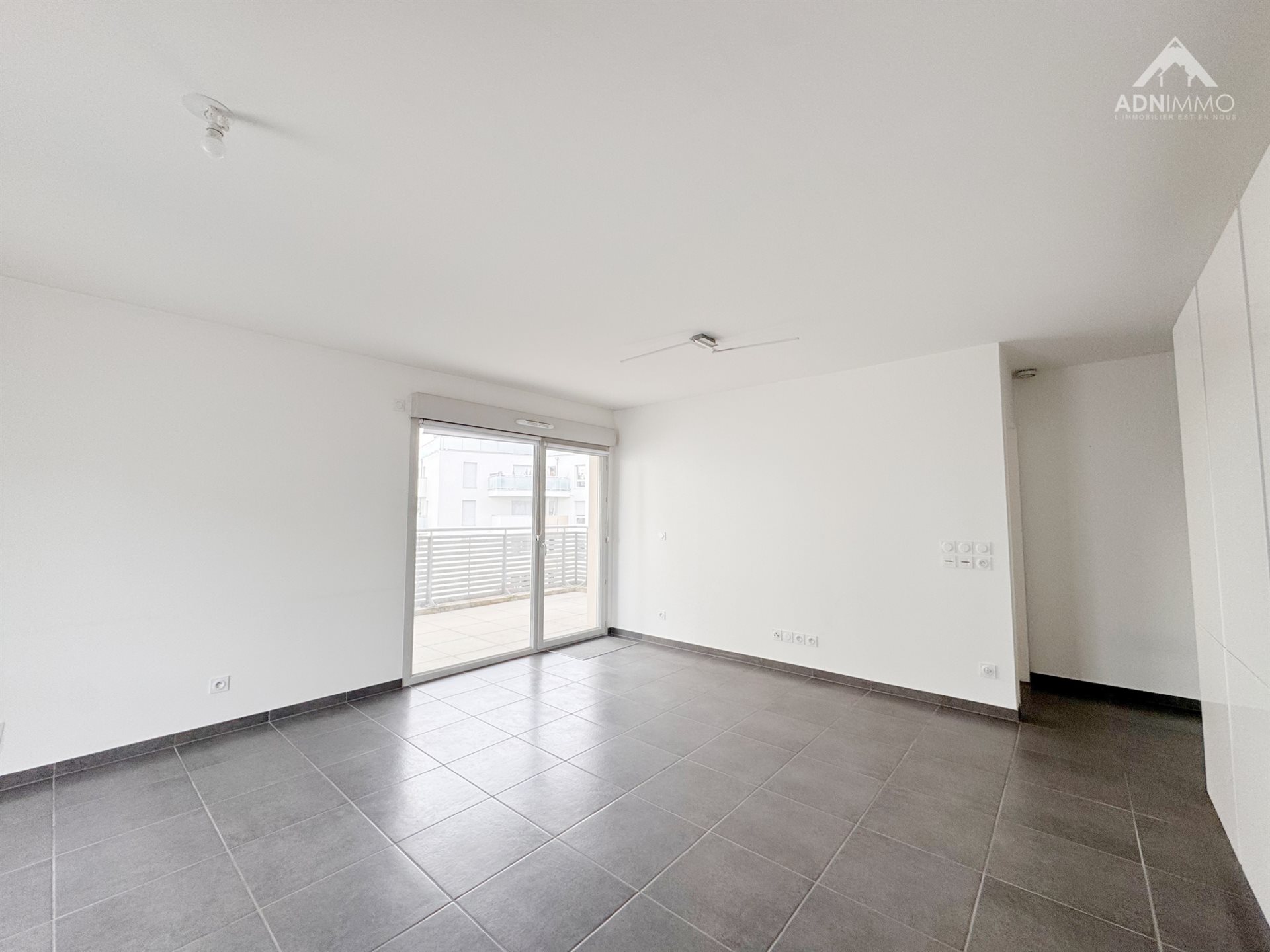 Appartement à vendre, 69m², Saint-Genis-Pouilly