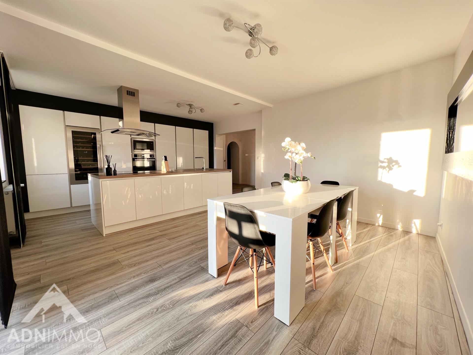 Maison à vendre, 290m², Collonges