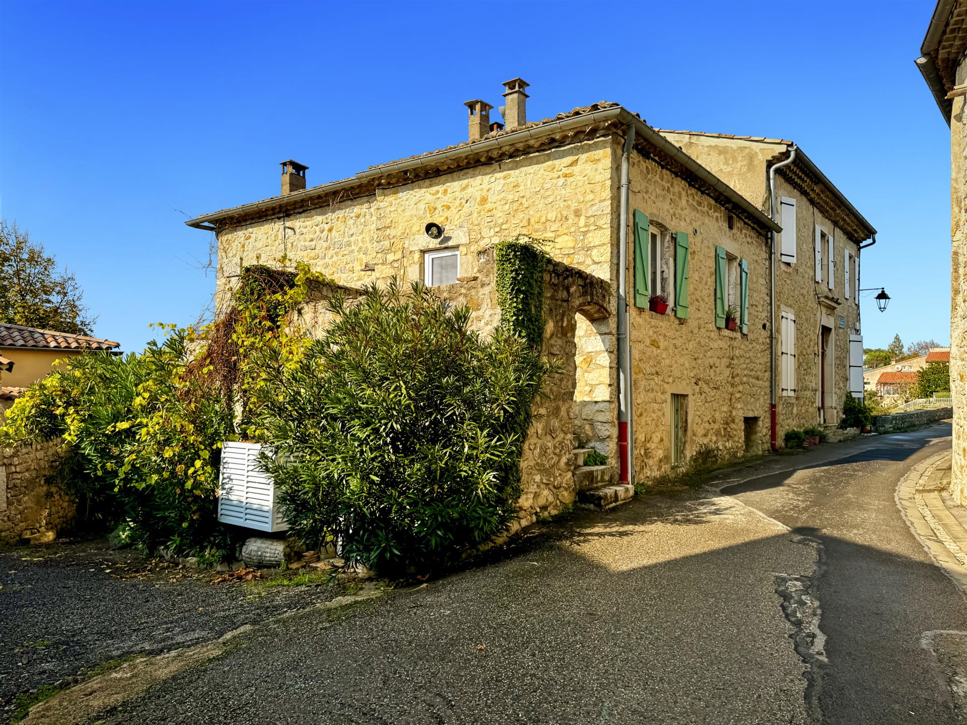 Maison à vendre, 100m², Villeneuve-de-Berg