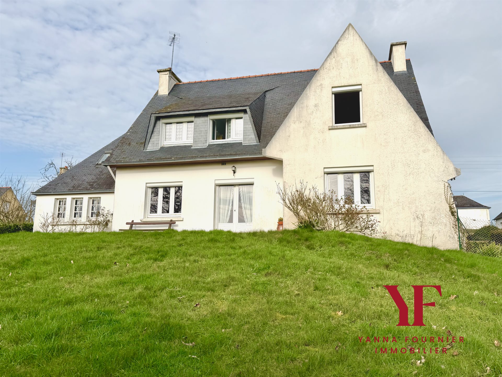 Maison à vendre, 154m², Châteauneuf-du-Faou