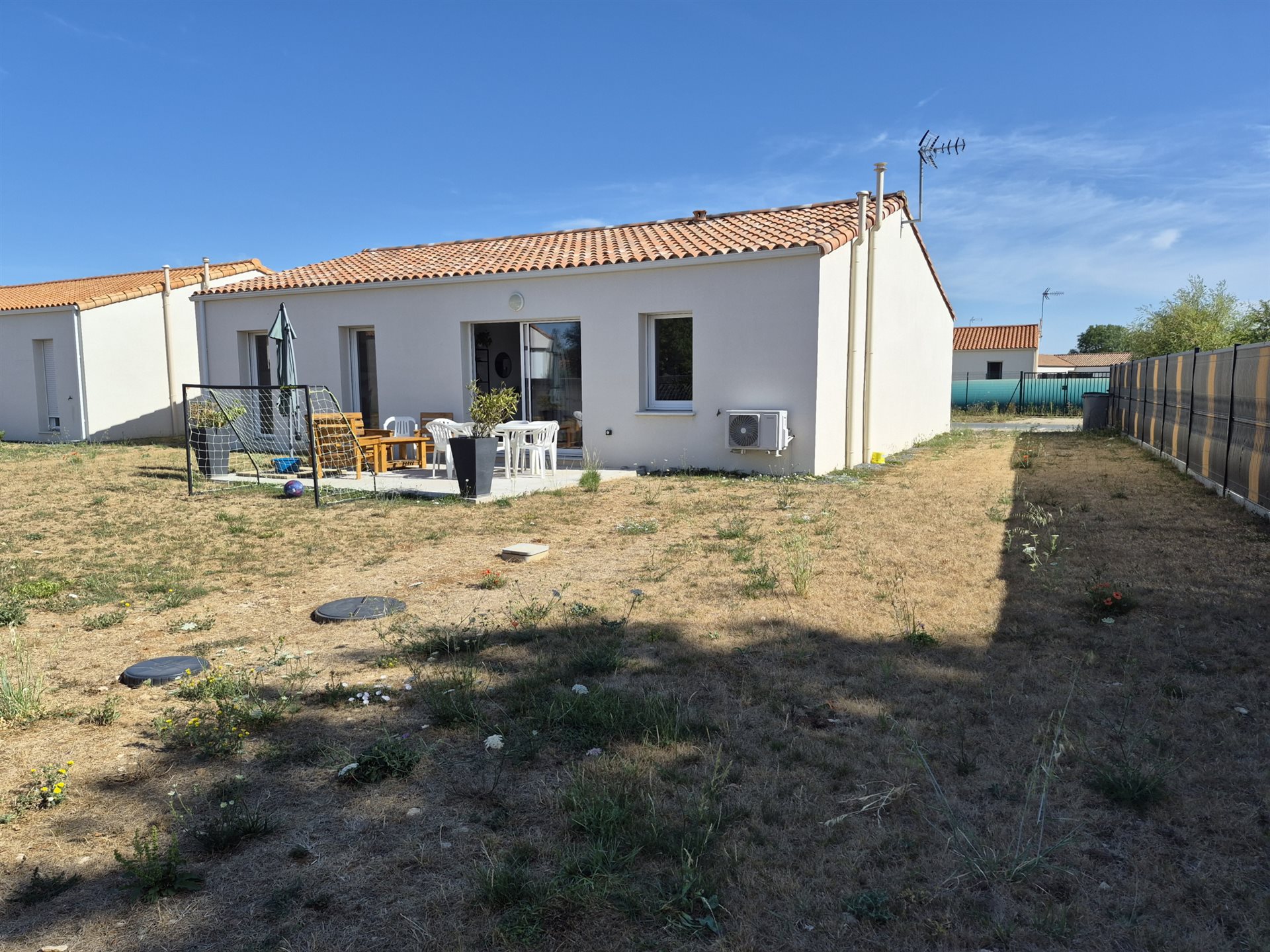 Maison à vendre, 90m², Sainte-Gemme-la-Plaine