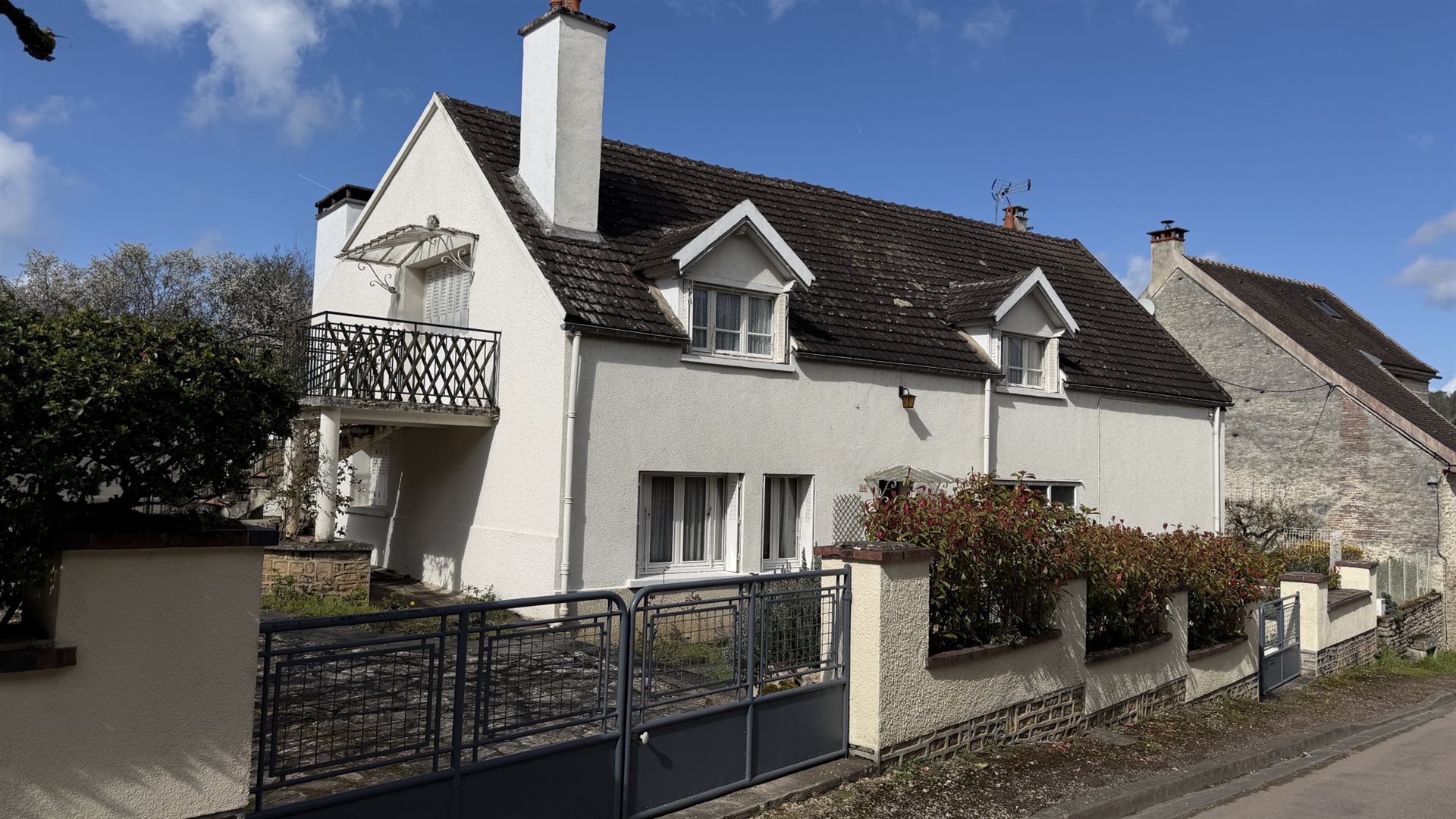Maison à vendre, 158m², Asquins