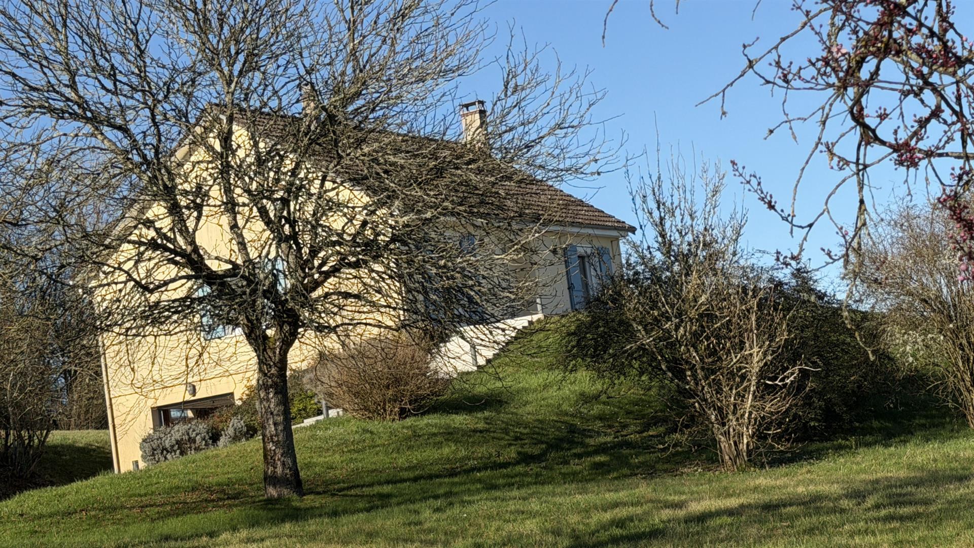 Maison à vendre, 72m², Vézelay