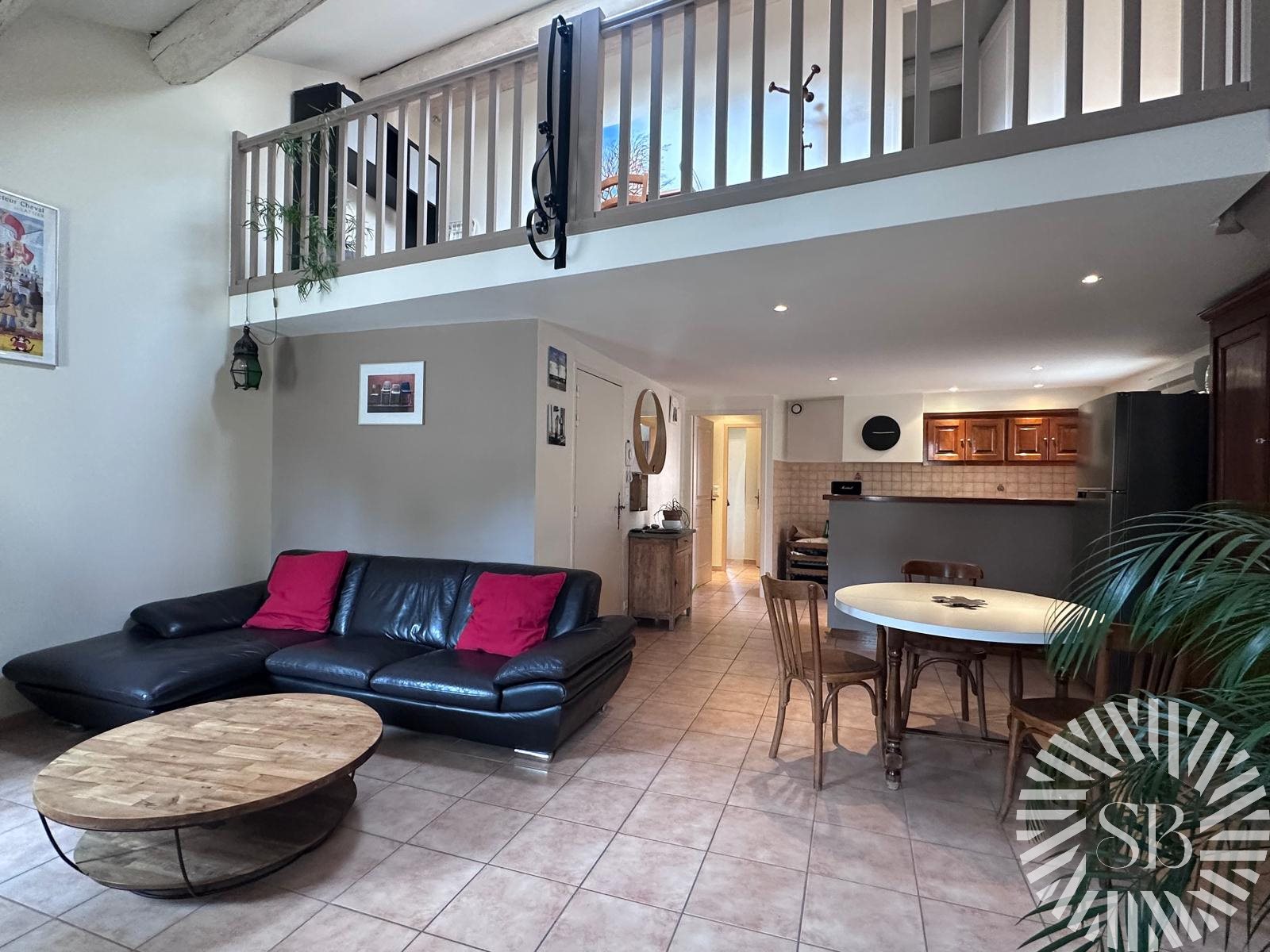 Appartement à vendre, 78m², Noves