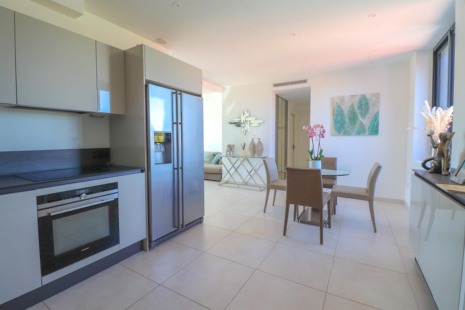 Appartement à vendre, 73m², Mandelieu-la-Napoule