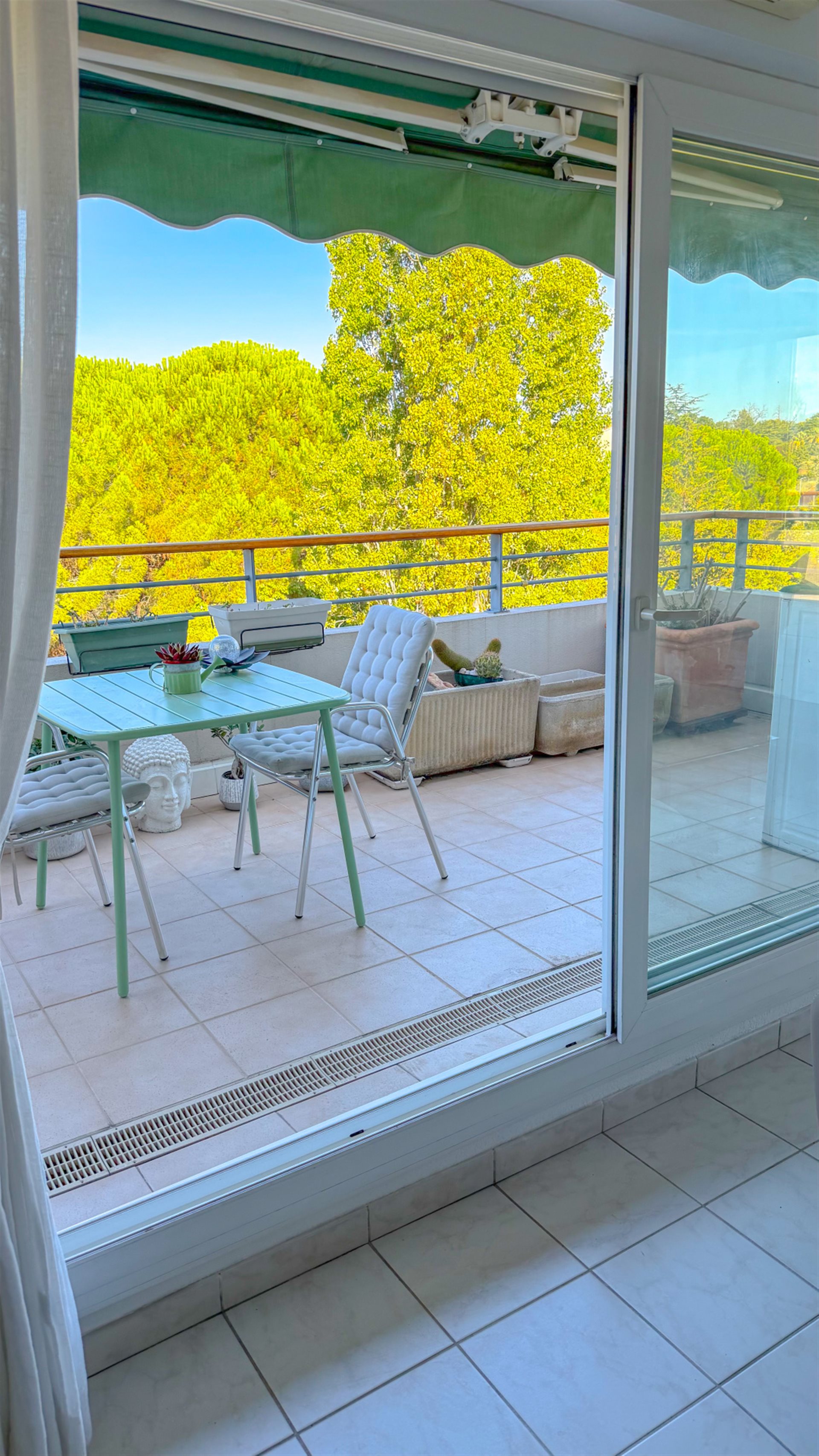 Appartement à vendre, 69m², Fréjus