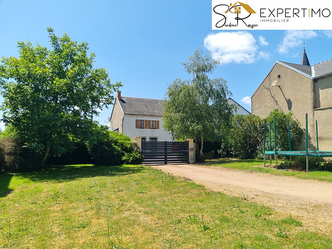 Maison à vendre, 131m², Ars-les-Favets