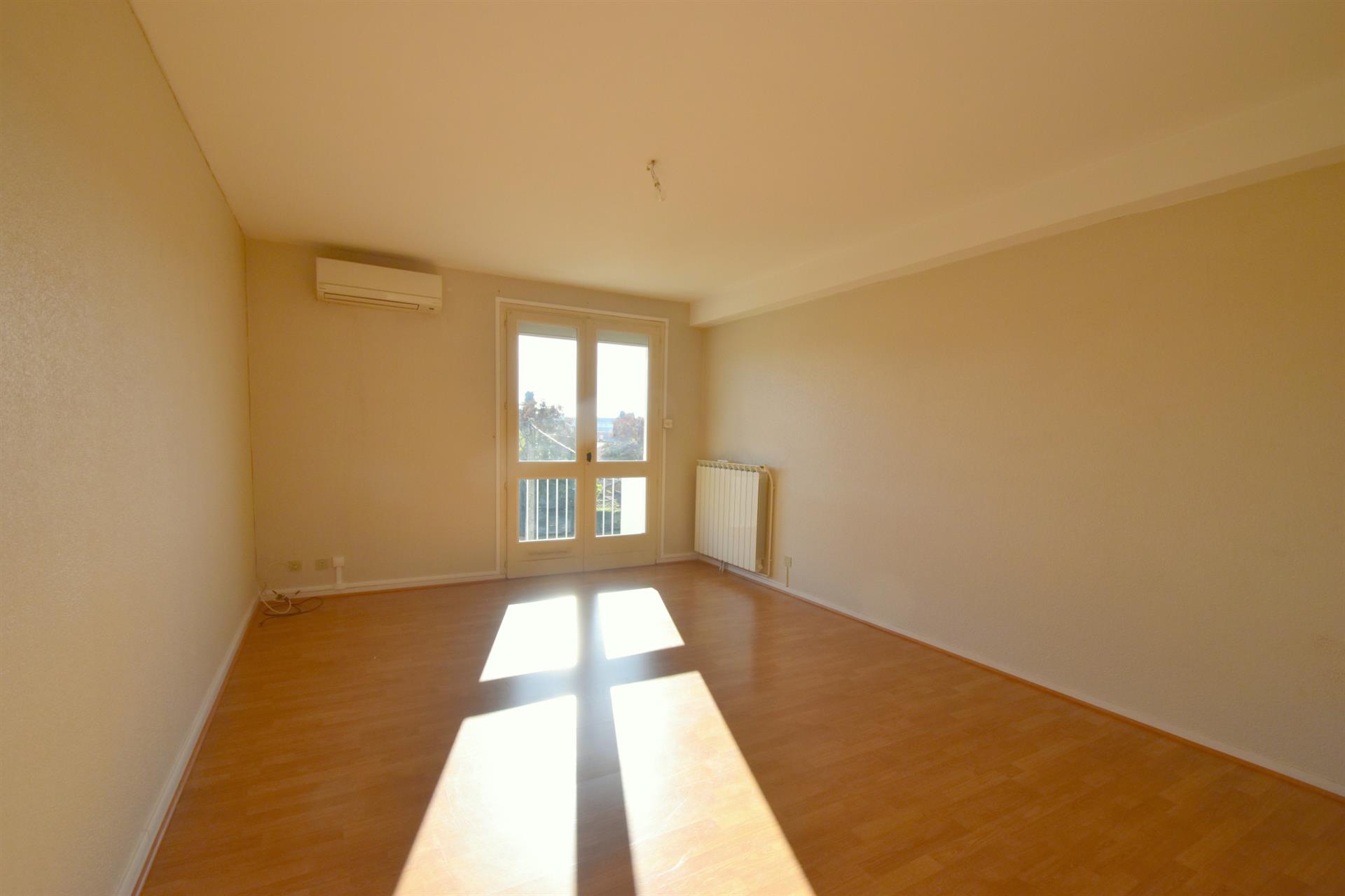 Appartement à vendre, 65m², Montauban