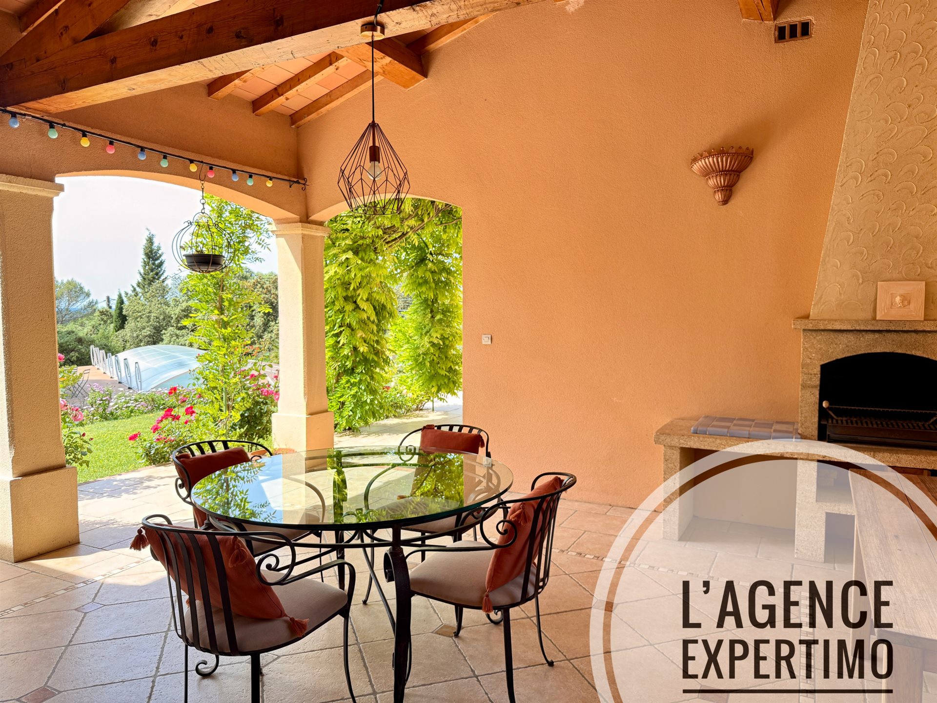 Maison à vendre, 171m², Uchaux