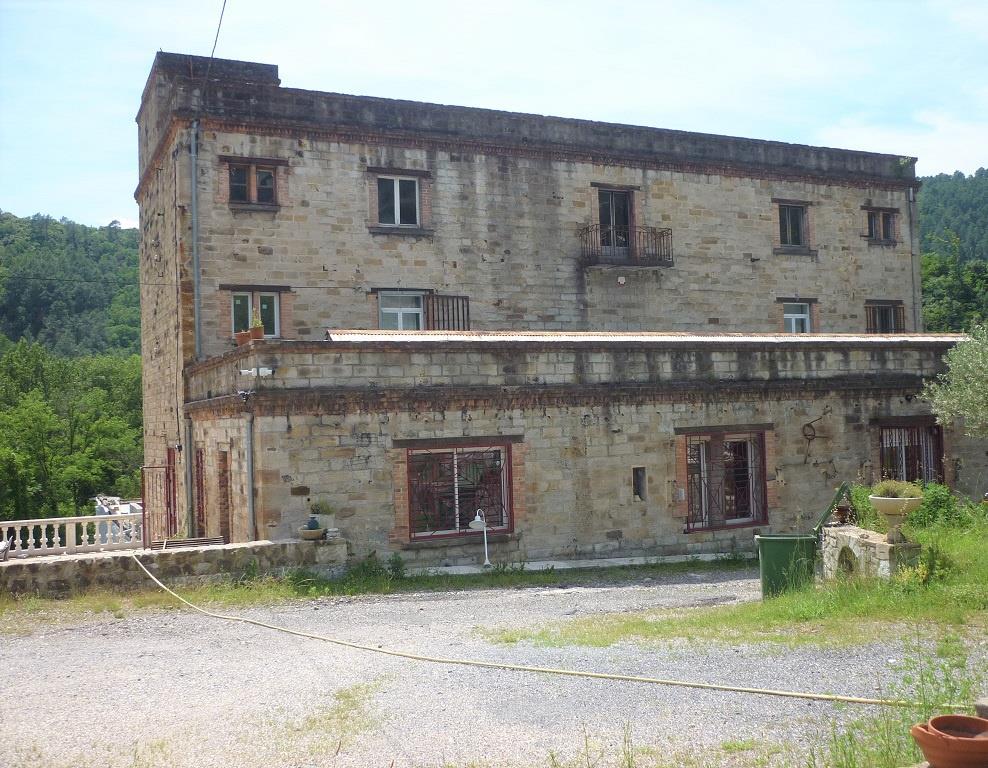 Maison à vendre, 700m², La Grand-Combe