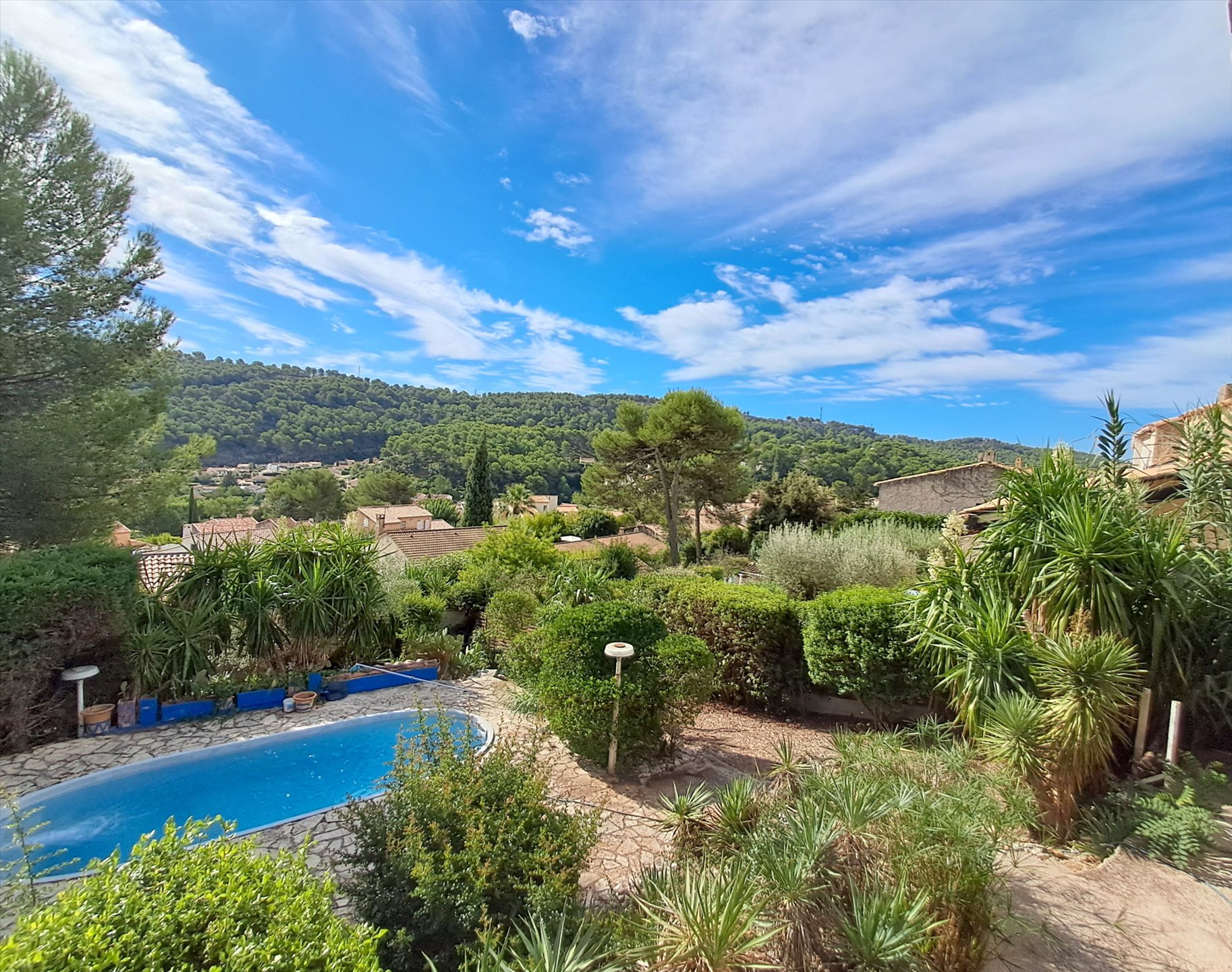 Maison à vendre, 201m², Carnoux-en-Provence