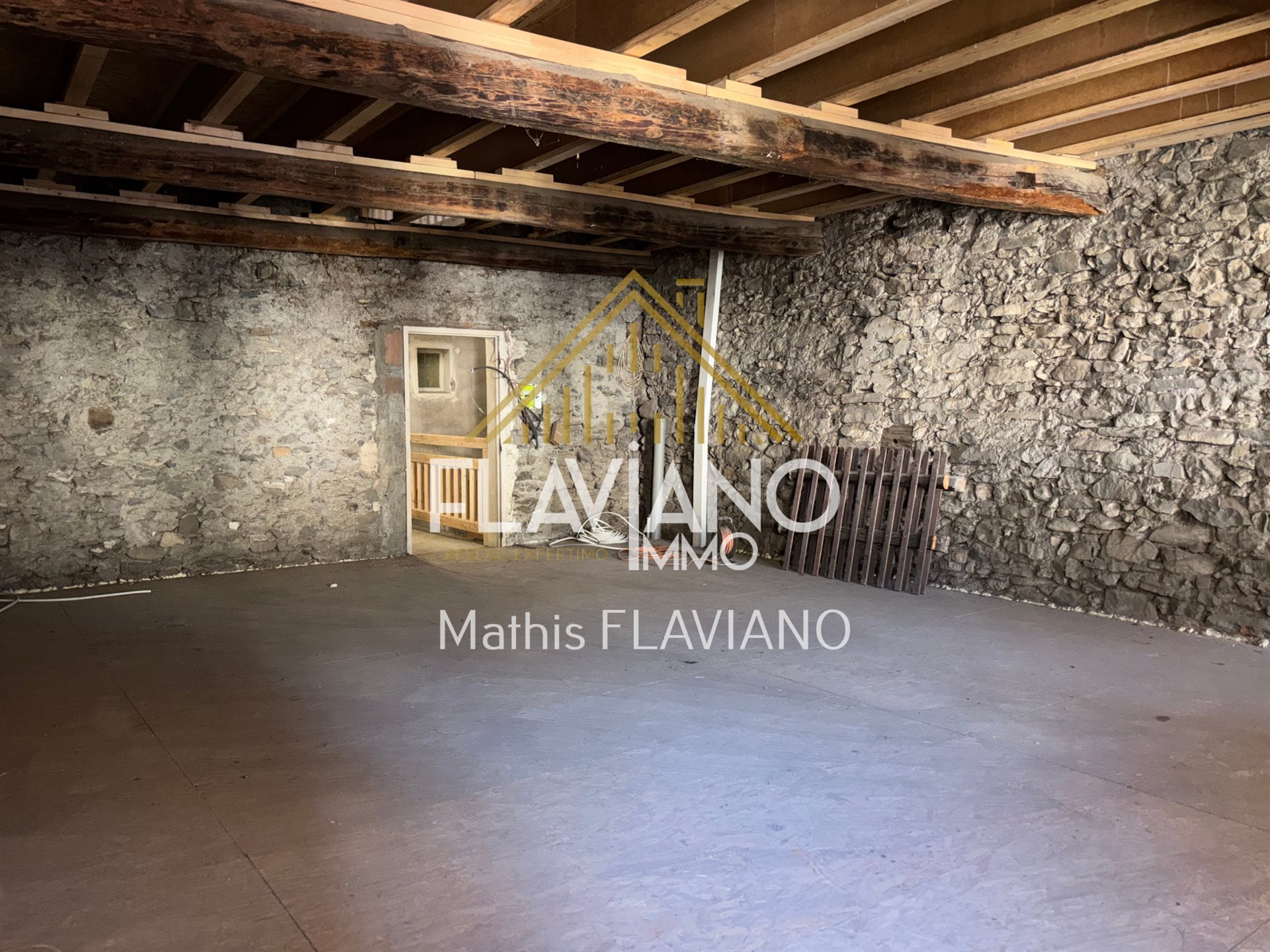 Maison à vendre, 356m², Barcelonnette