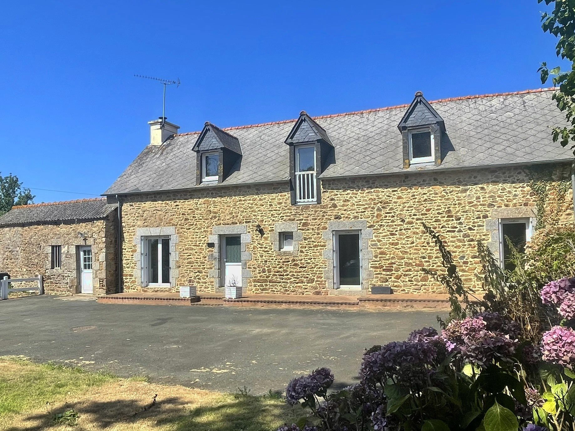 Maison à vendre, 74m², Goudelin