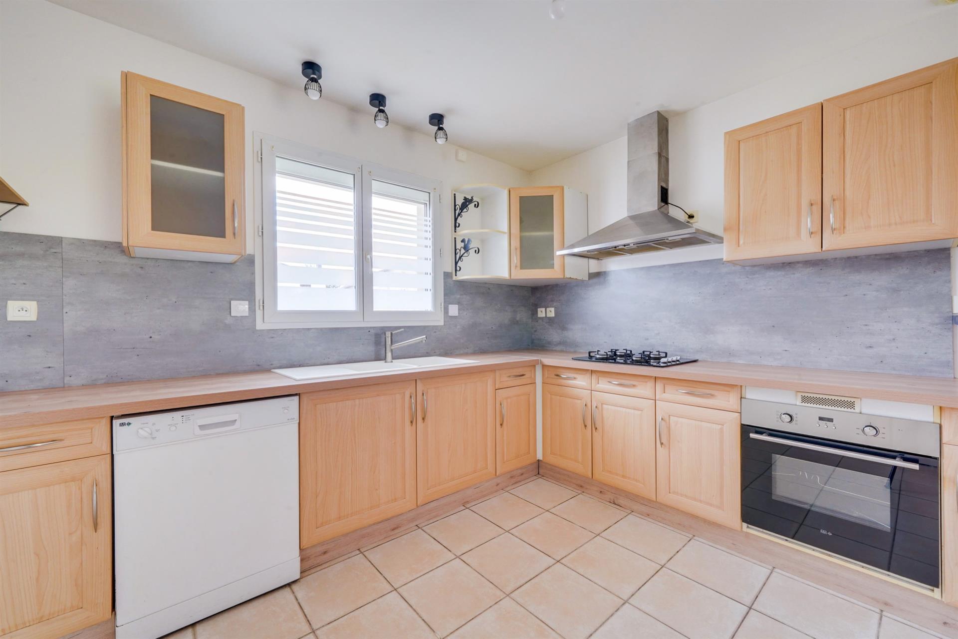 Maison à vendre, 100m², Gauriaguet