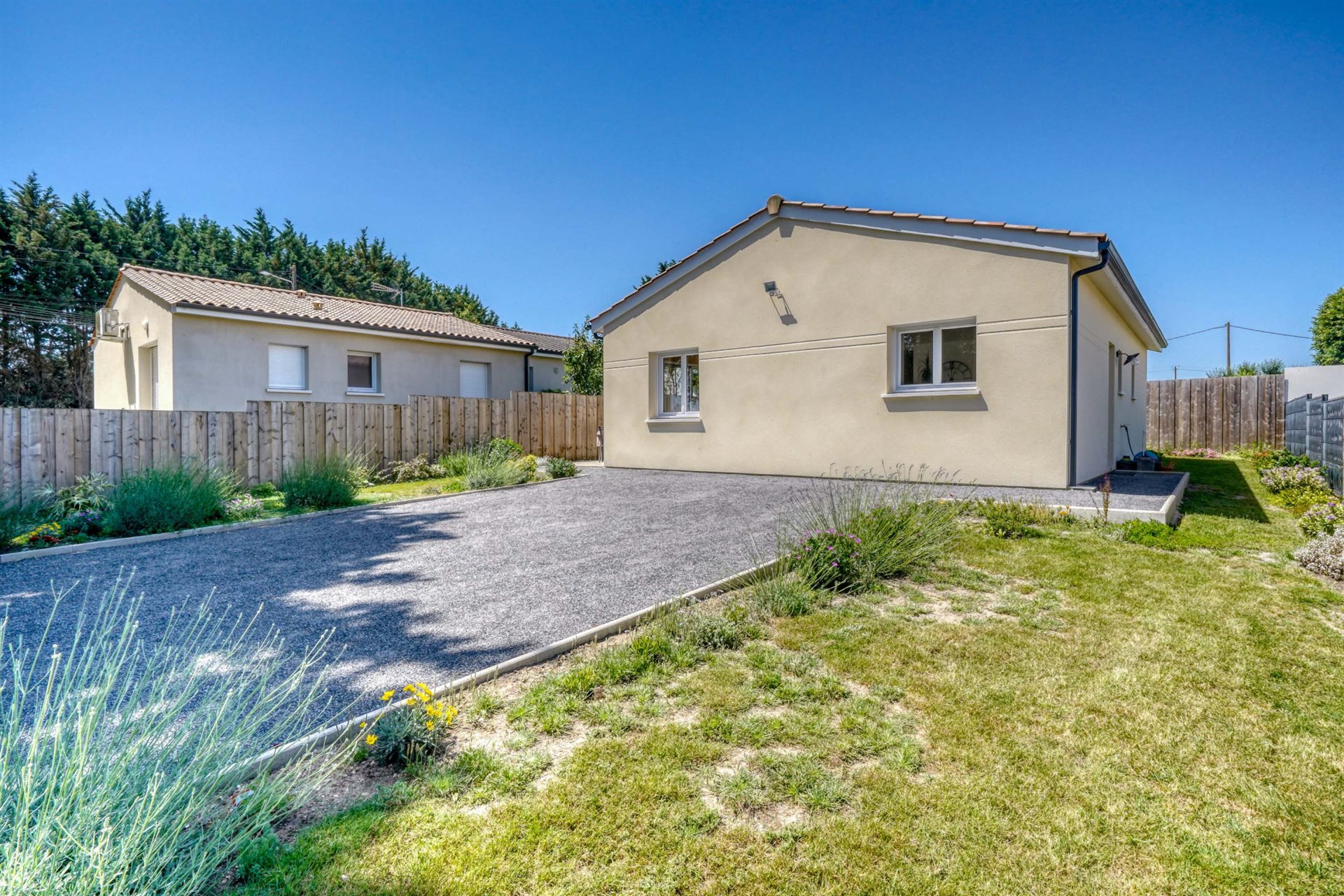 Maison à vendre, 82m², Montlieu-la-Garde