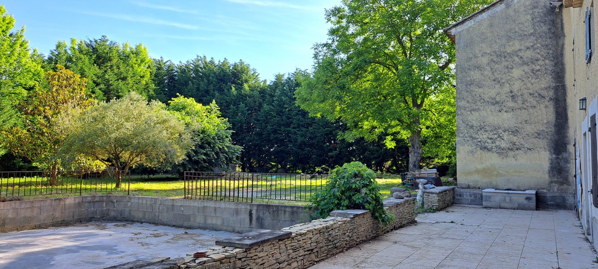 Maison à vendre, 240m², Althen-des-Paluds