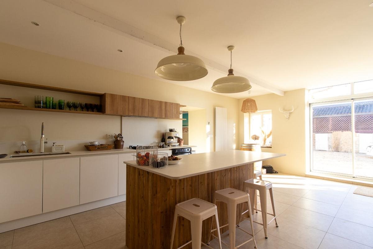 Maison à vendre, 254m², Neuvic
